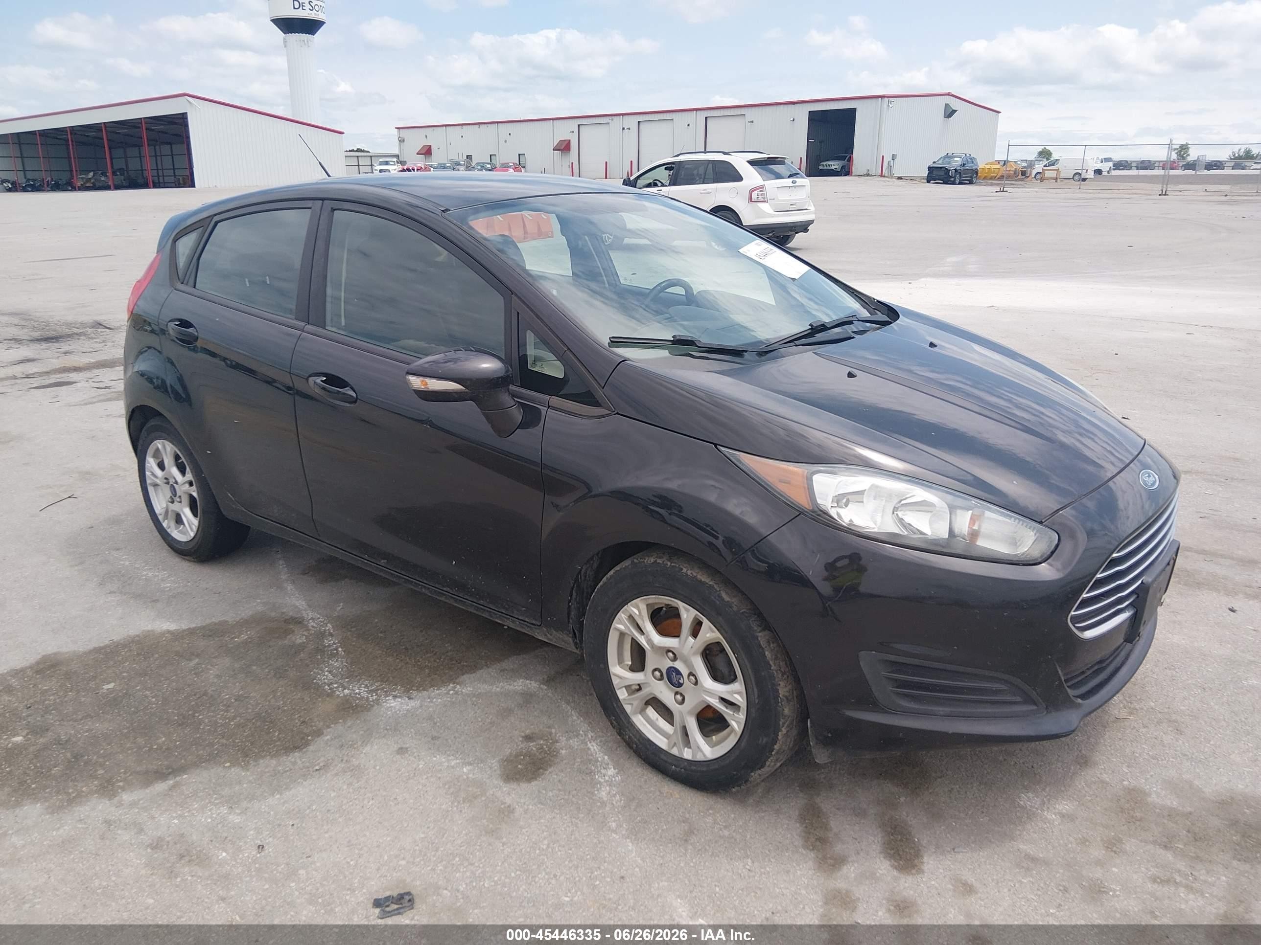 2014 Ford Fiesta SE, VIN 3FADP4EJ0EM233814 — Normal wear