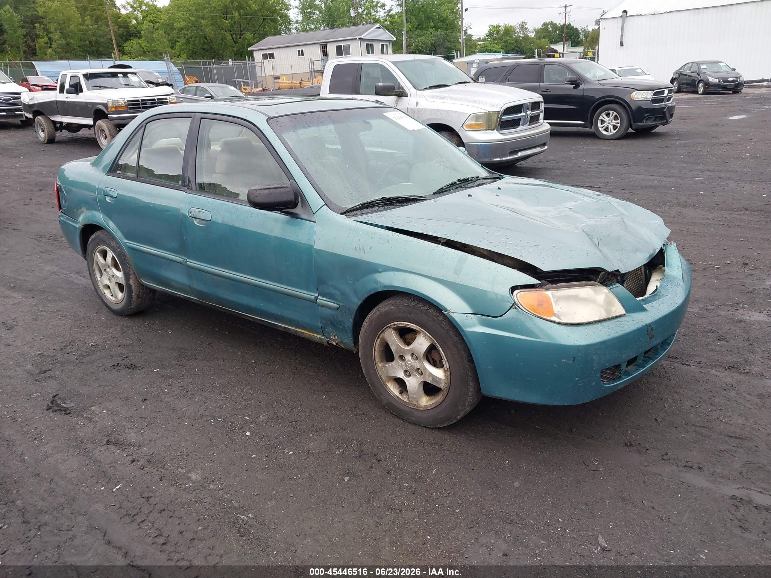 2001 Mazda Protege LX, VIN JM1BJ225110477290 — Front end