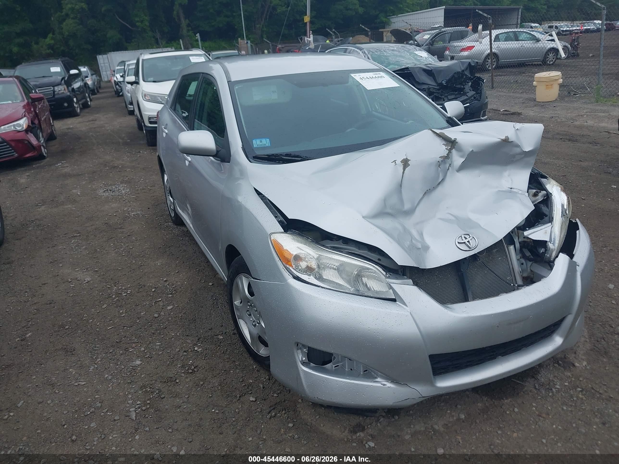 2012 Toyota Matrix S, VIN 2T1LE4EEXCC022267 — Front end