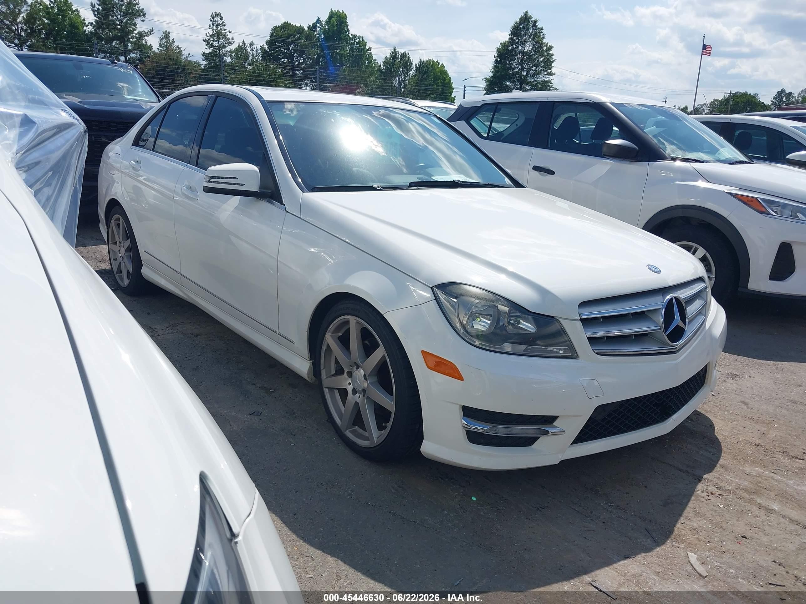 2013 Mercedes-Benz C 250 Sport, VIN WDDGF4HB5DR258127 — Electrical