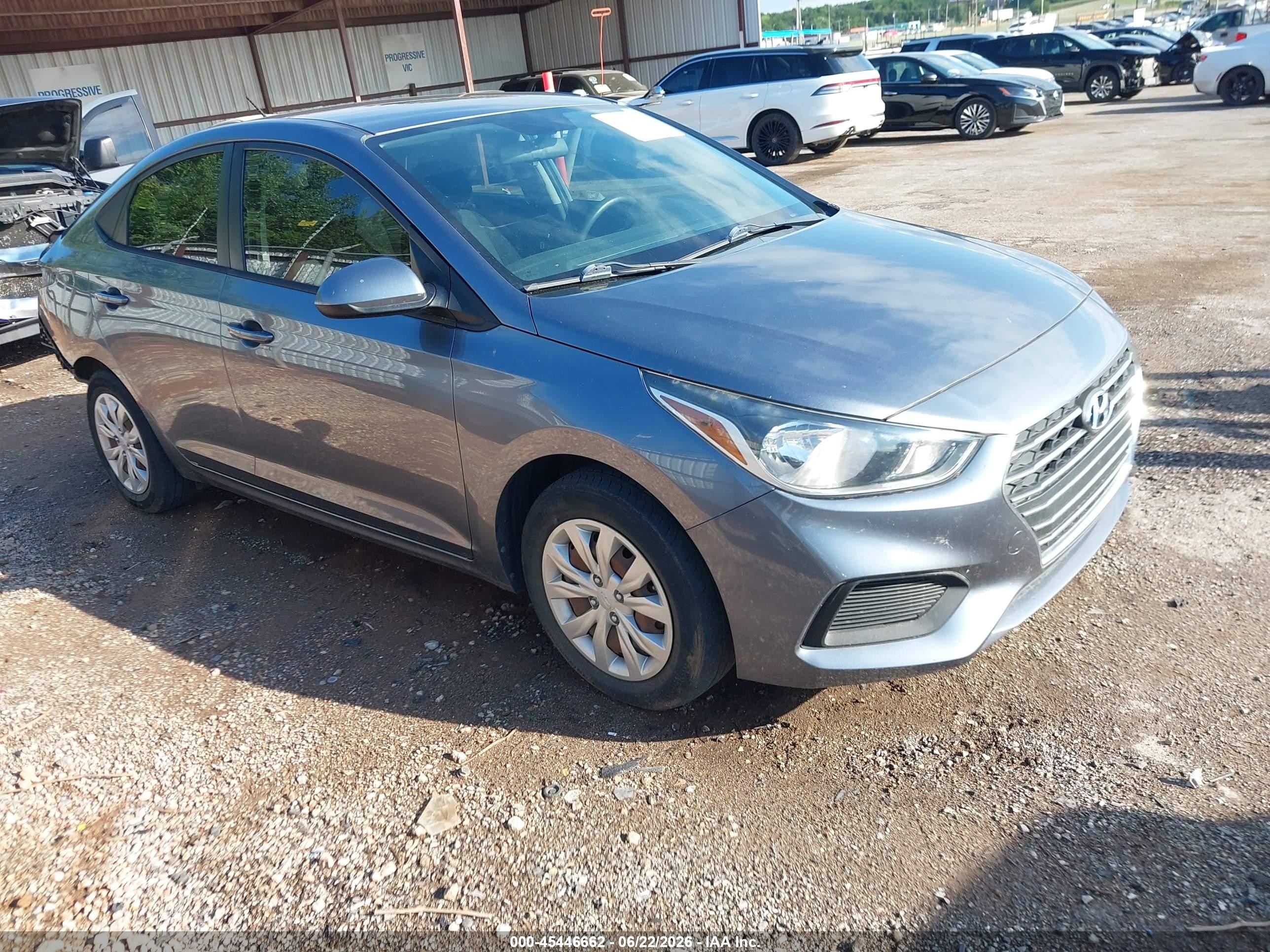 2020 Hyundai Accent SE, VIN 3KPC24A60LE101665 — Rear end