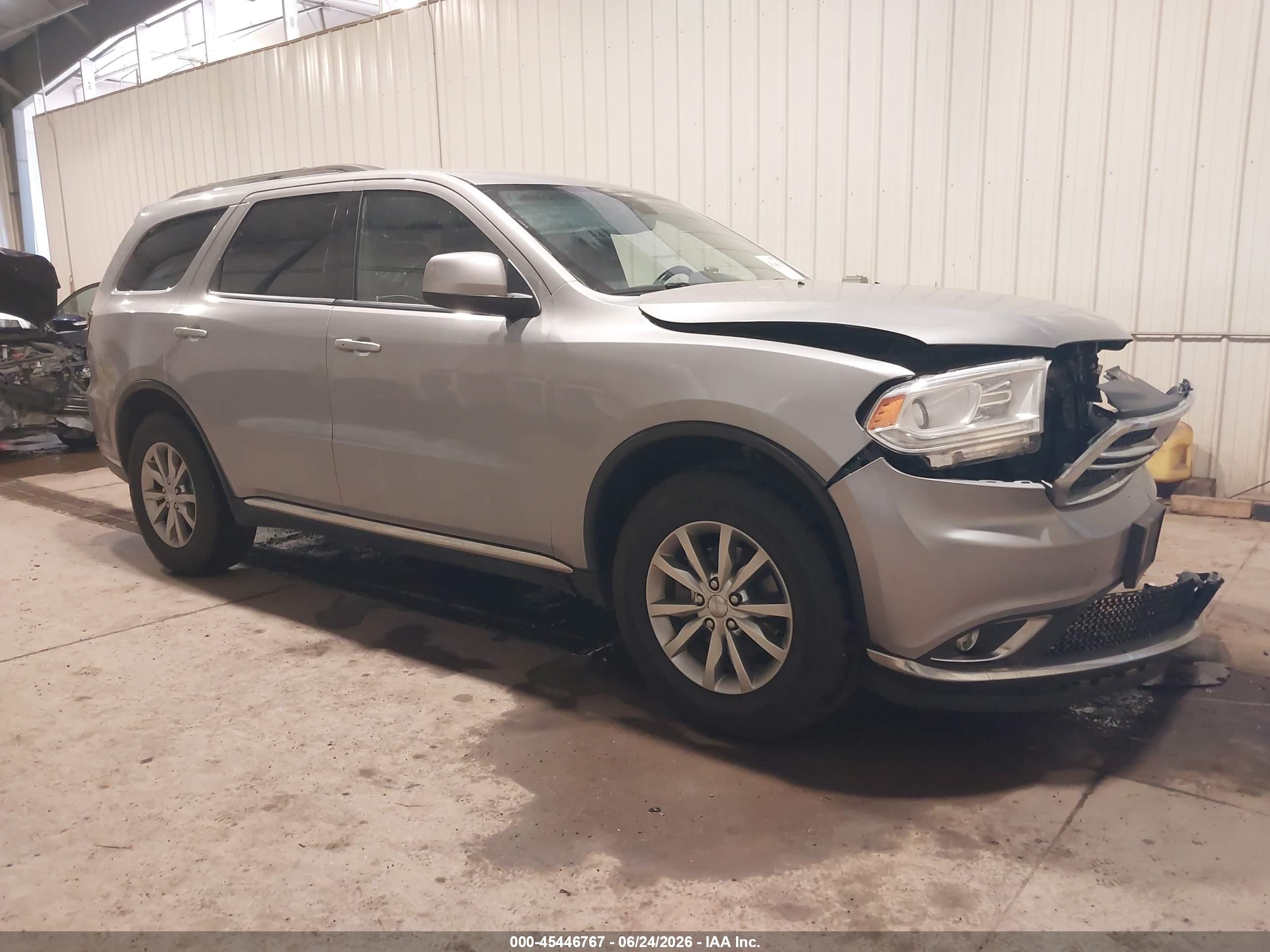 2017 Dodge Durango SXT, VIN 1C4RDJAG0HC936952 — Front end