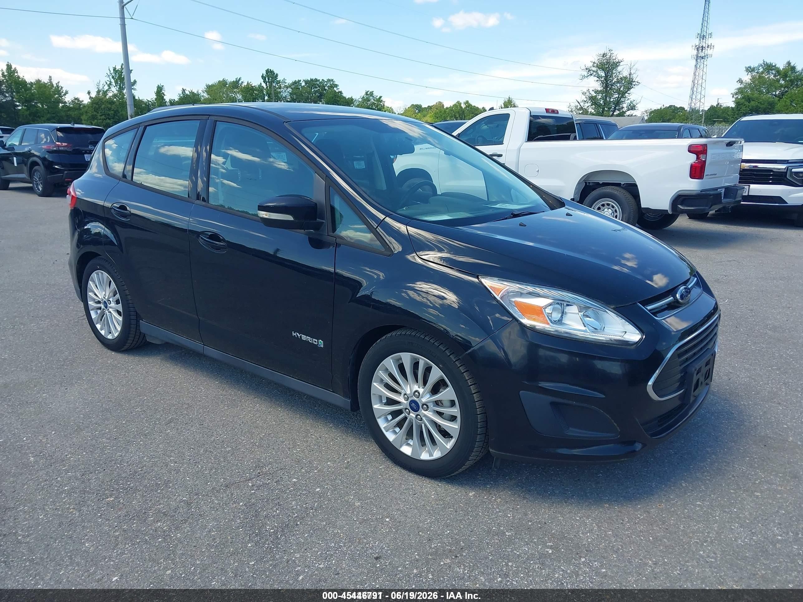 2017 Ford C-Max SE, VIN 1FADP5AU6HL107274 — Normal wear