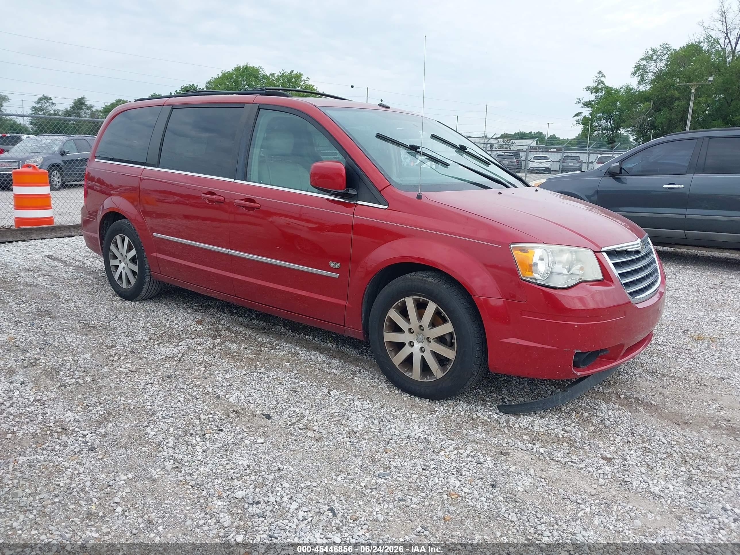 2009 Chrysler Town & Country Touring, VIN 2A8HR54199R635335 — Fresh water flood