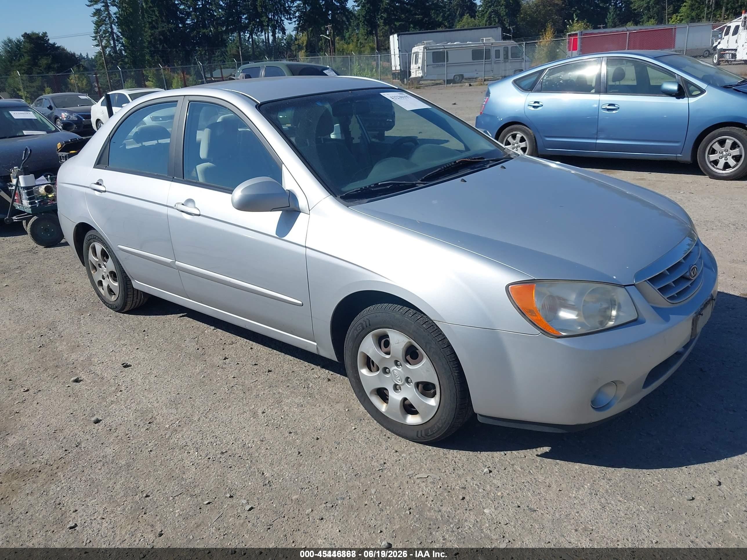 2006 Kia Spectra EX, VIN KNAFE121765241201 — Side