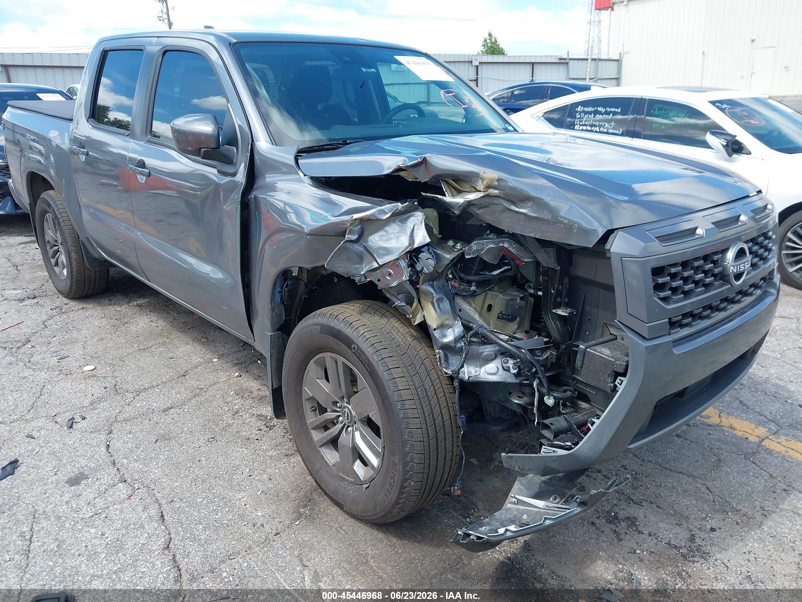 2025 Nissan Frontier SV, VIN 1N6ED1EJXSN622738 — Front end