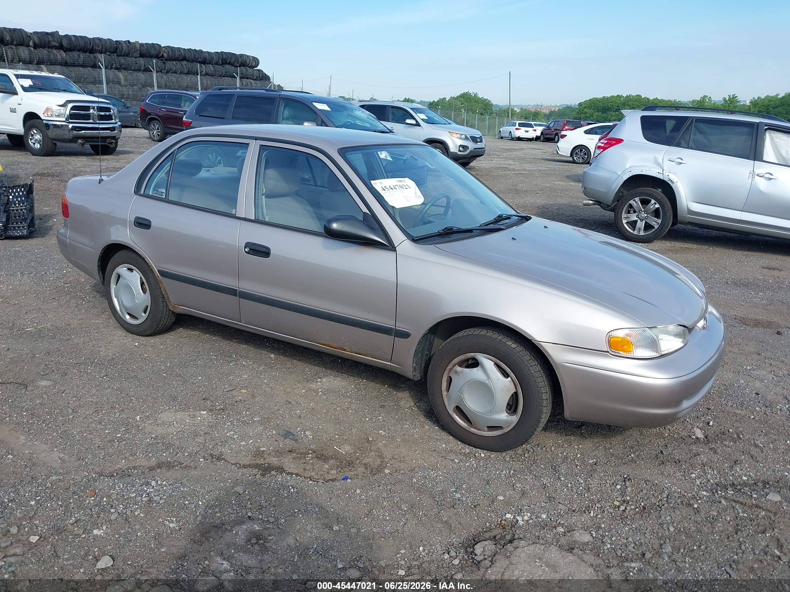 2001 Chevrolet Prizm, VIN 1Y1SK52861Z426464 — Normal wear