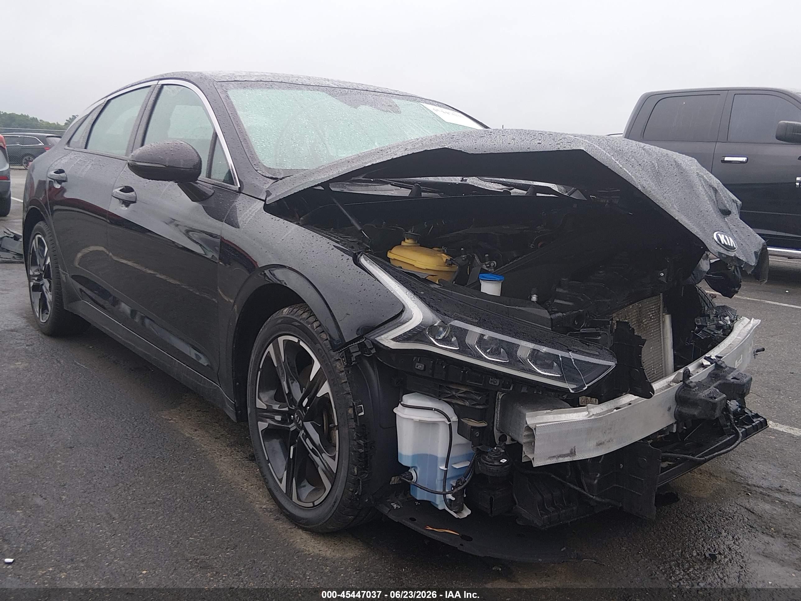 2021 Kia K5 GT-Line, VIN 5XXG64J24MG053163 — Front end