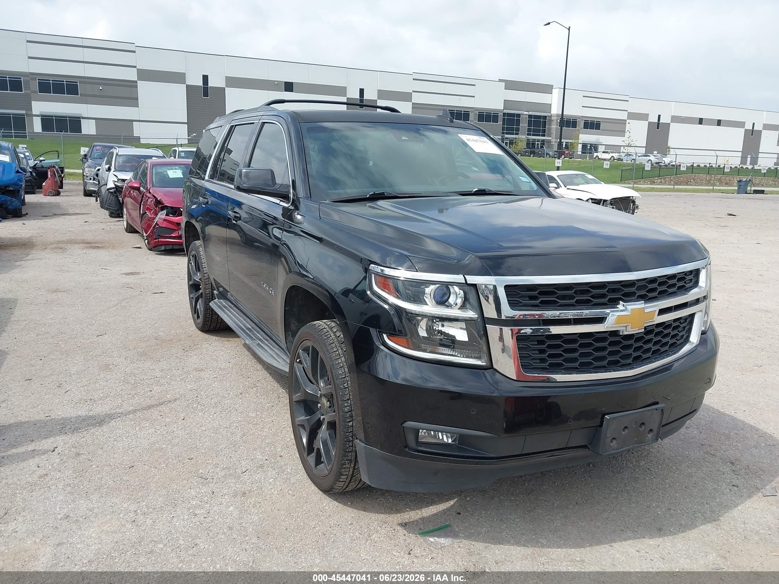2016 Chevrolet Tahoe LT, VIN 1GNSKBKC7GR116220 — Град