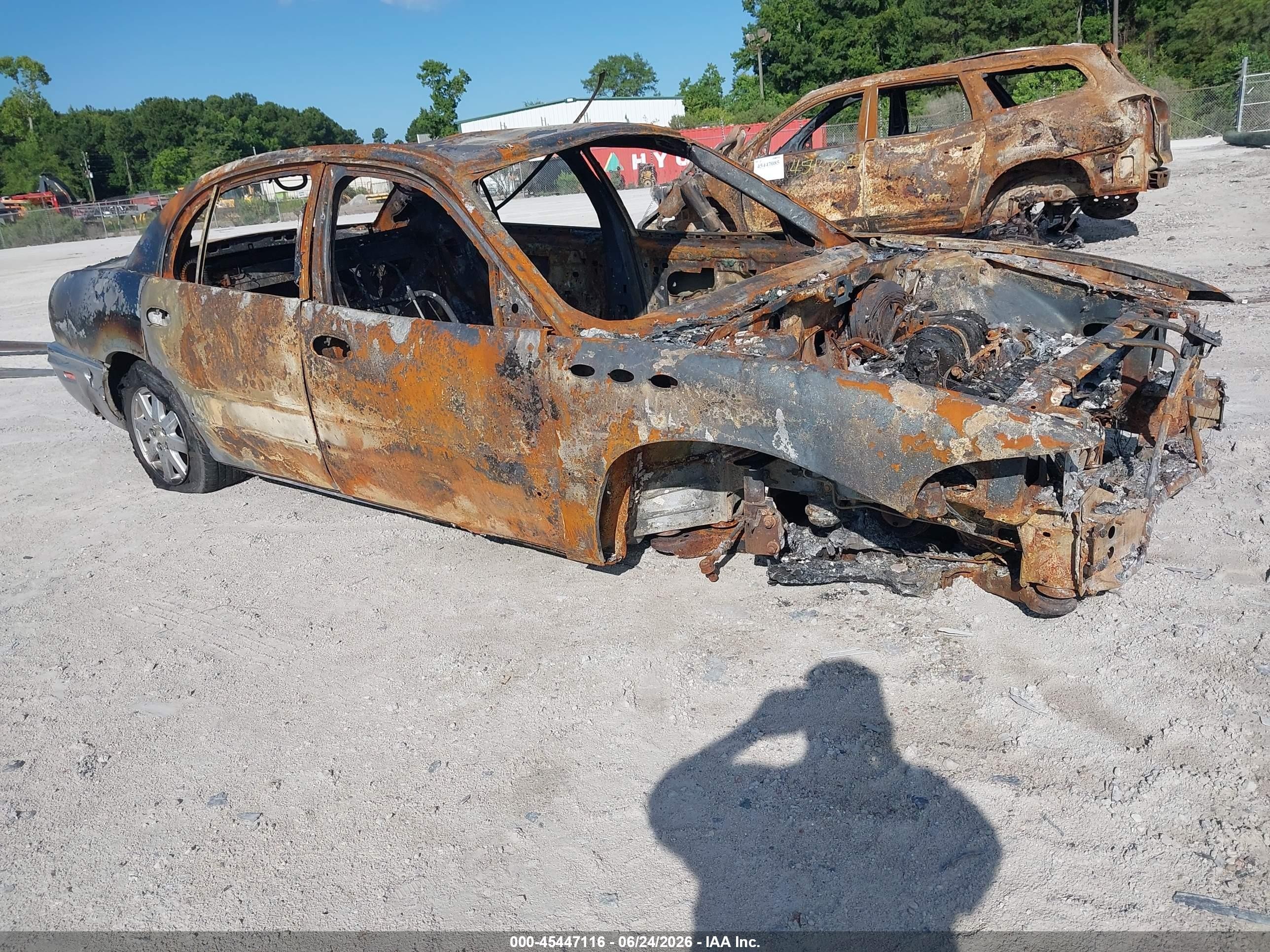 2005 Buick Park Avenue, VIN 1G4CW54KX54103622 — Burn