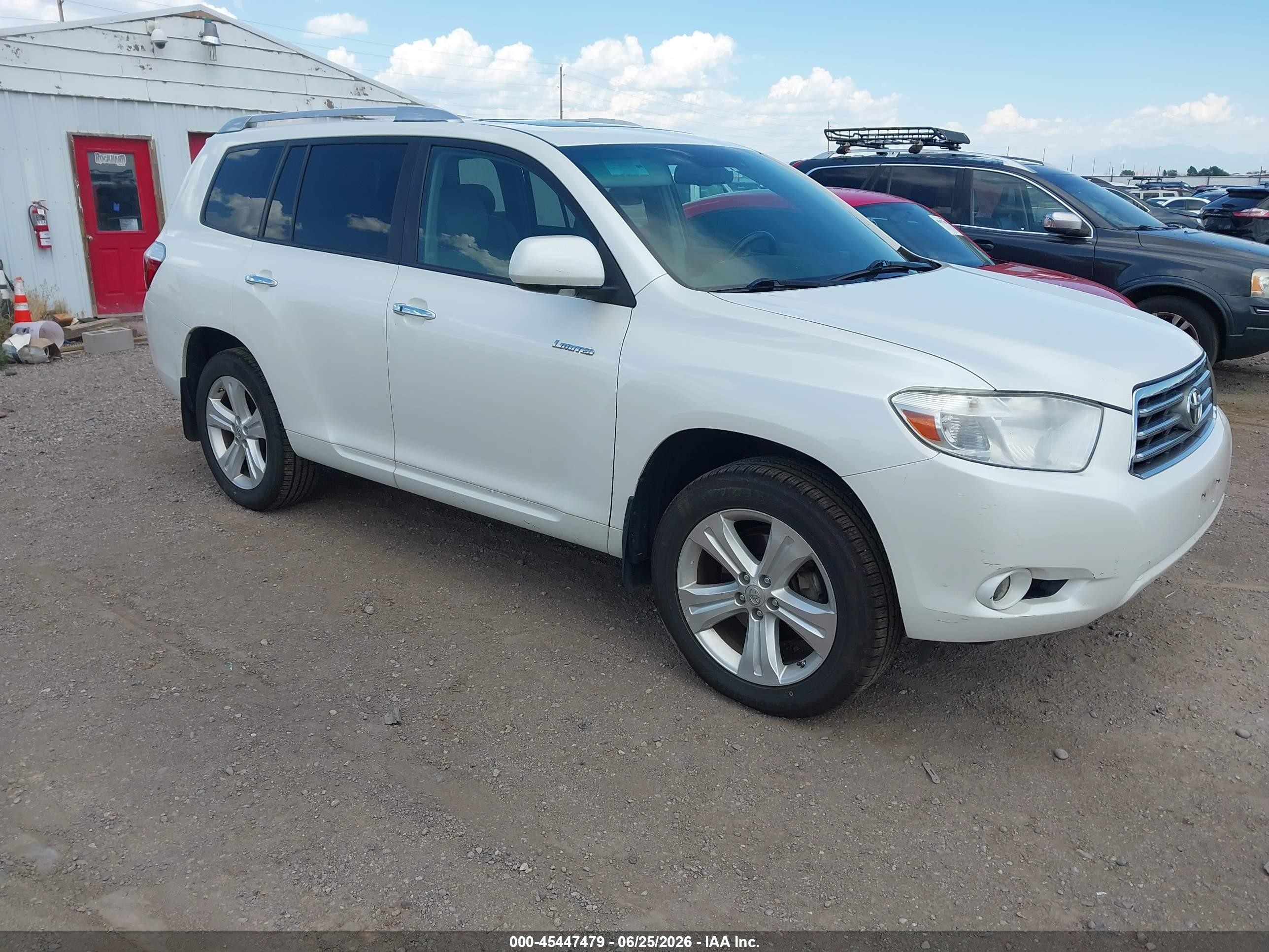 2010 Toyota Highlander Limited, VIN 5TDDK3EH1AS029579 — Side