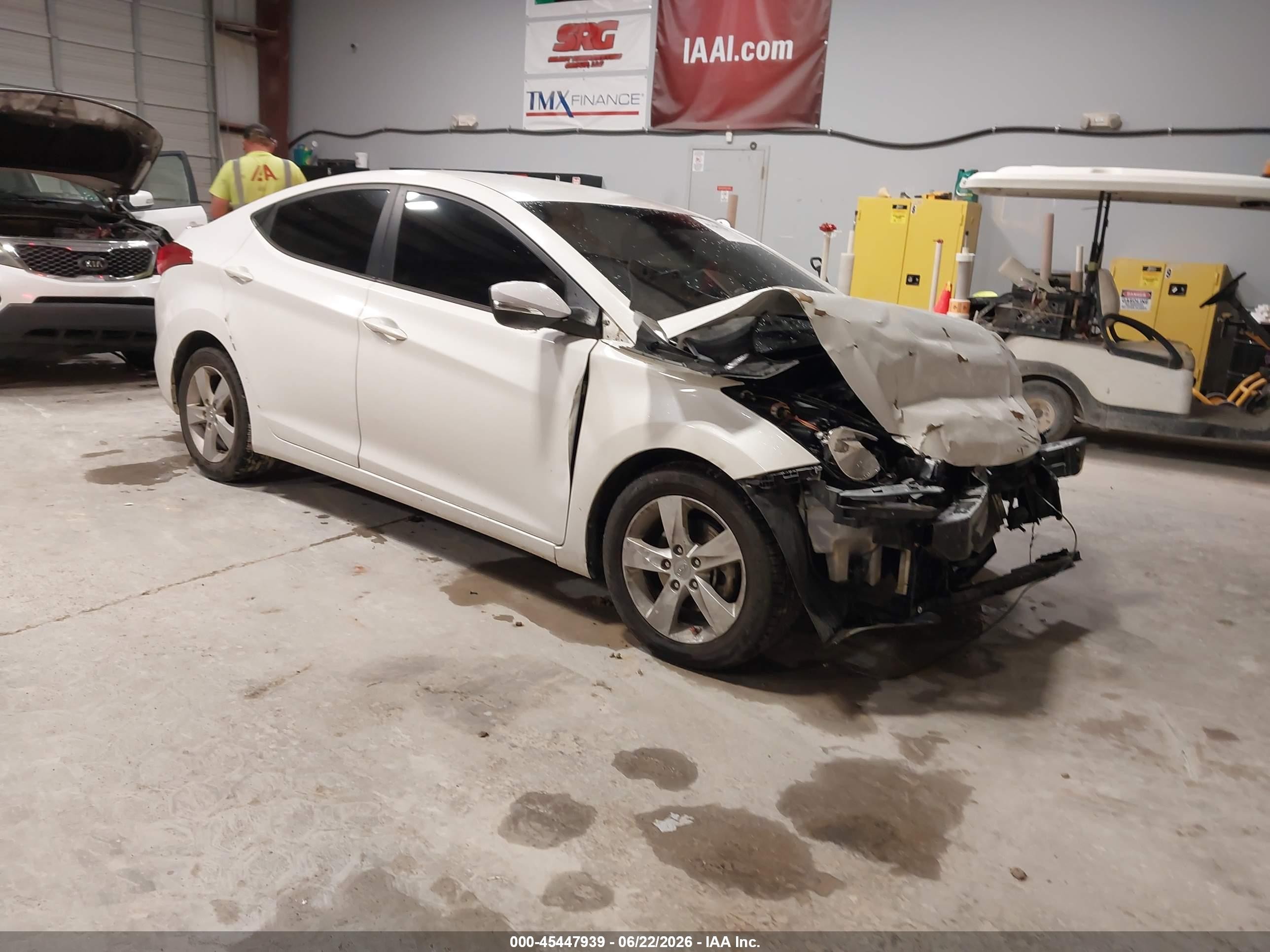 2013 Hyundai Elantra GLS, VIN 5NPDH4AEXDH252293 — Front end