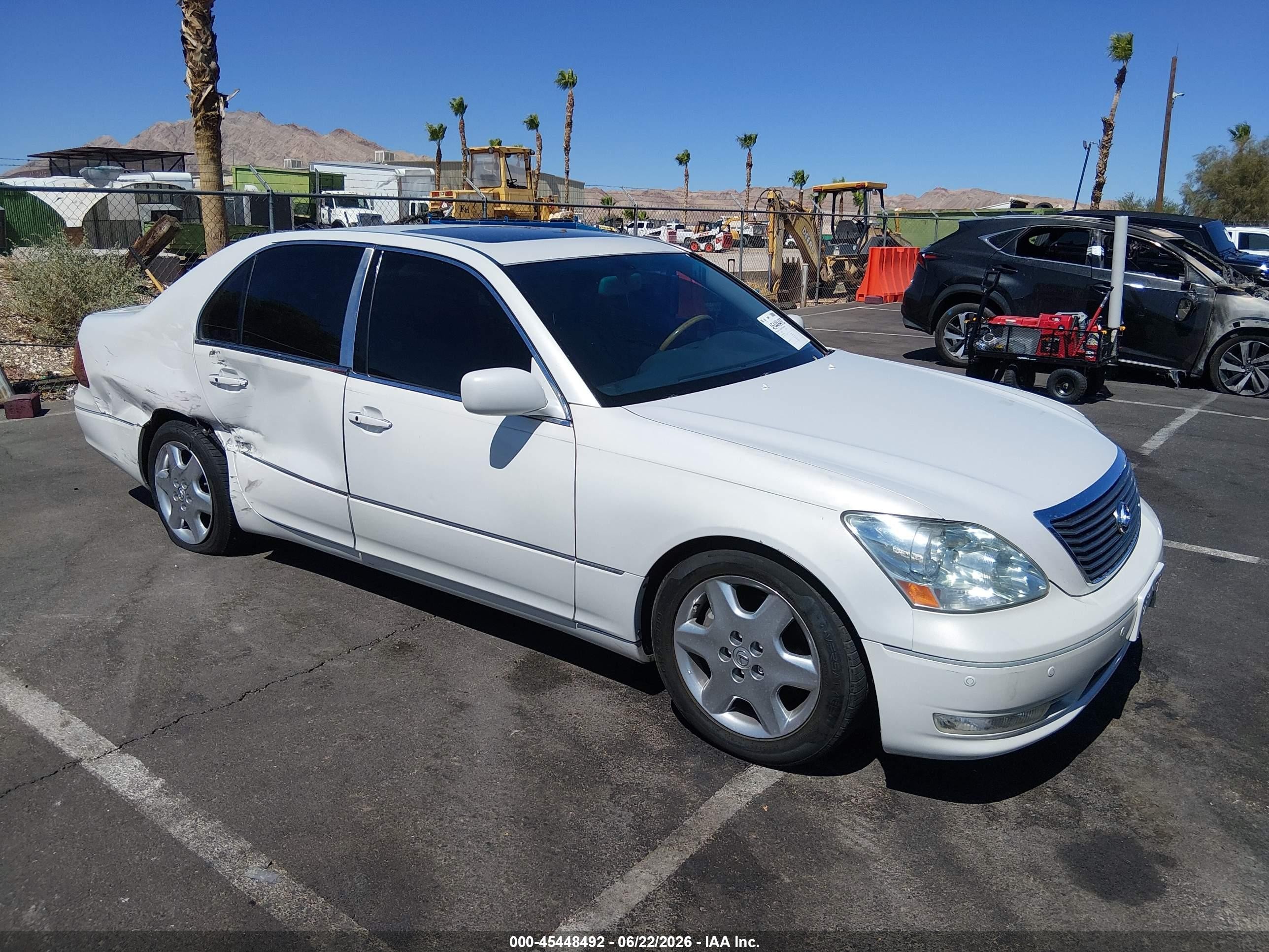 2004 Lexus LS 430, VIN JTHBN36F540148351 — Side