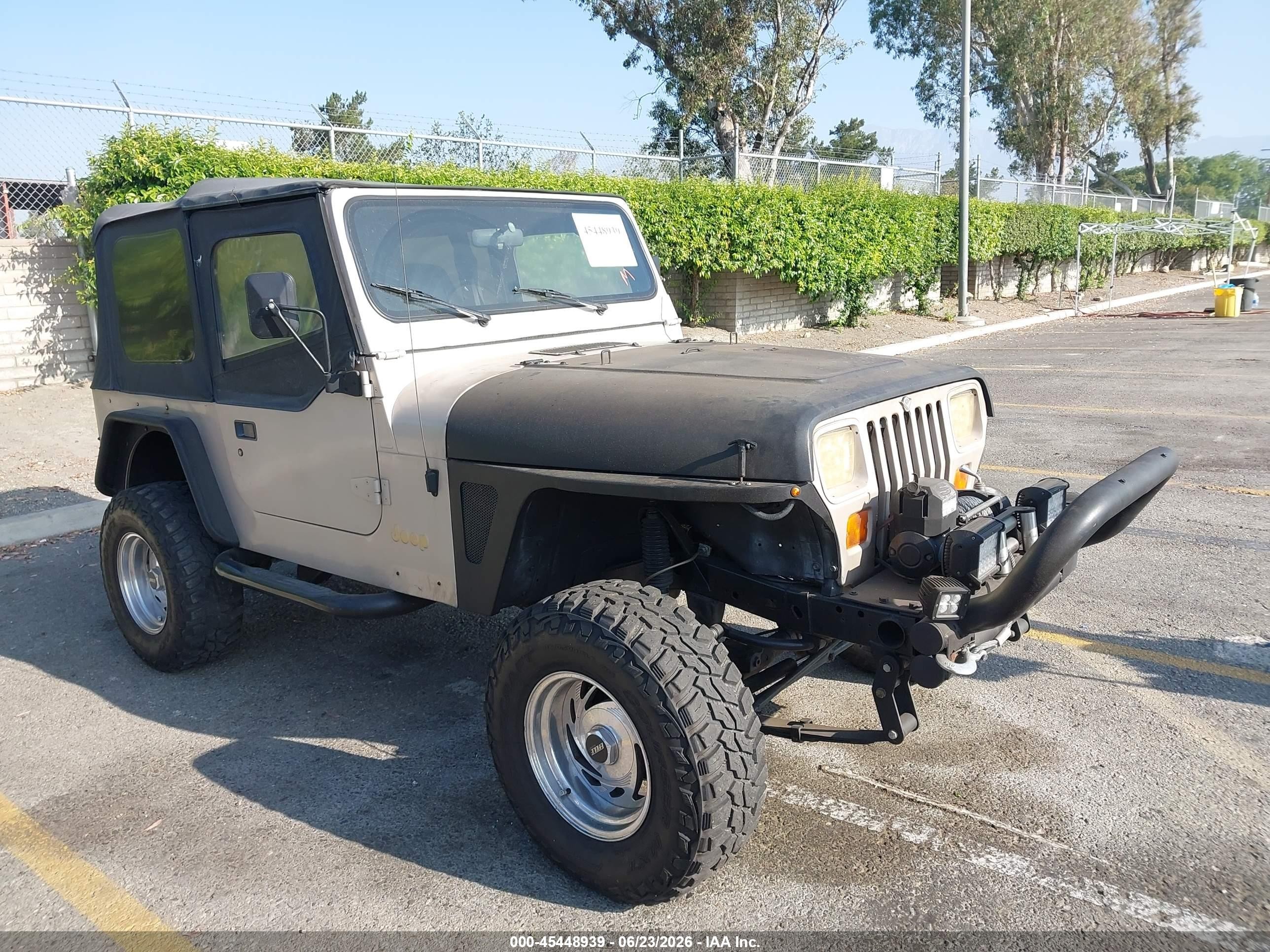 1995 Jeep Wrangler S, VIN 1J4FY19P2SP246416 — Engine fire