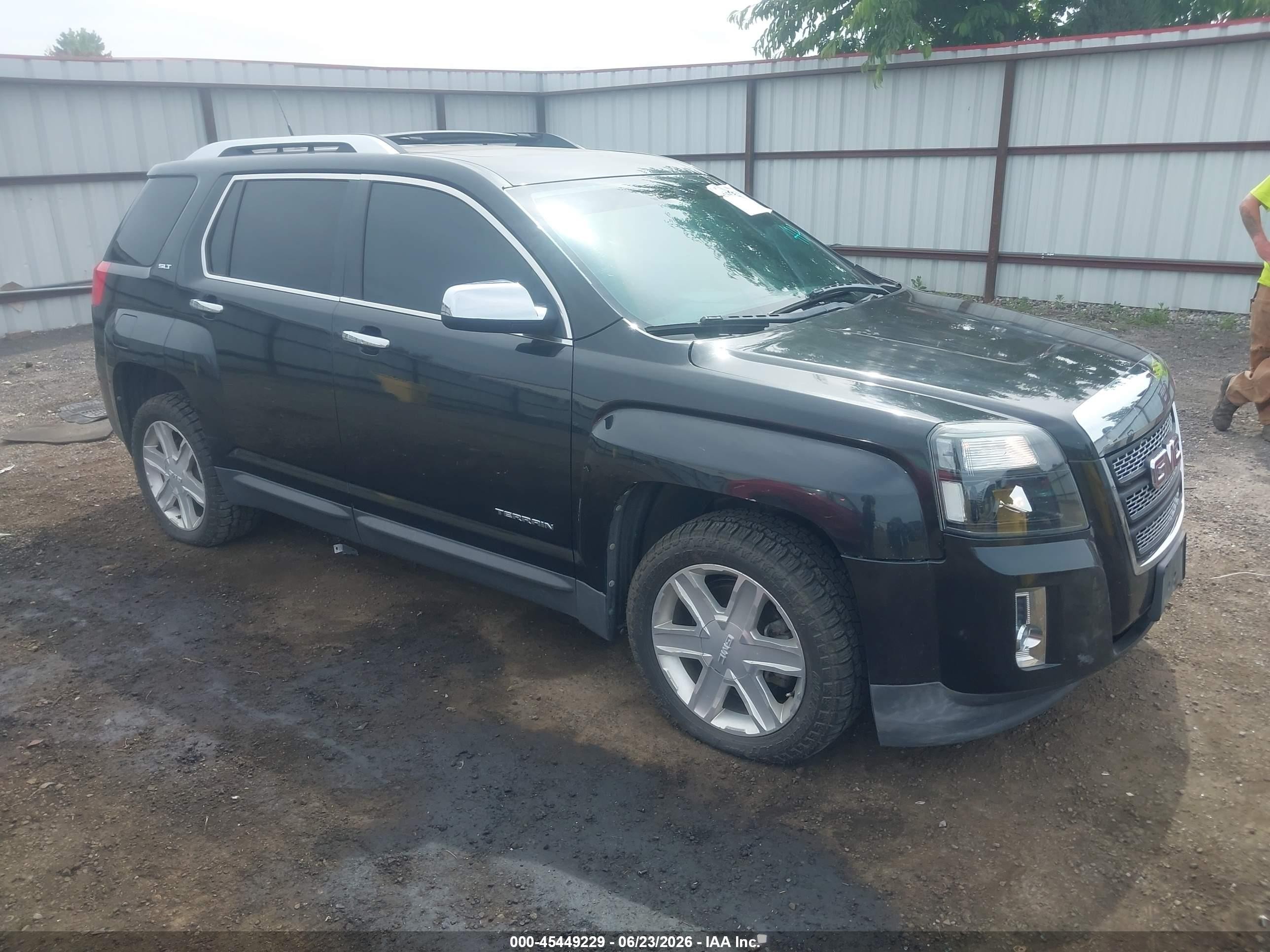 2011 GMC Terrain SLT-2, VIN 2CTFLXEC6B6475728 — Front end