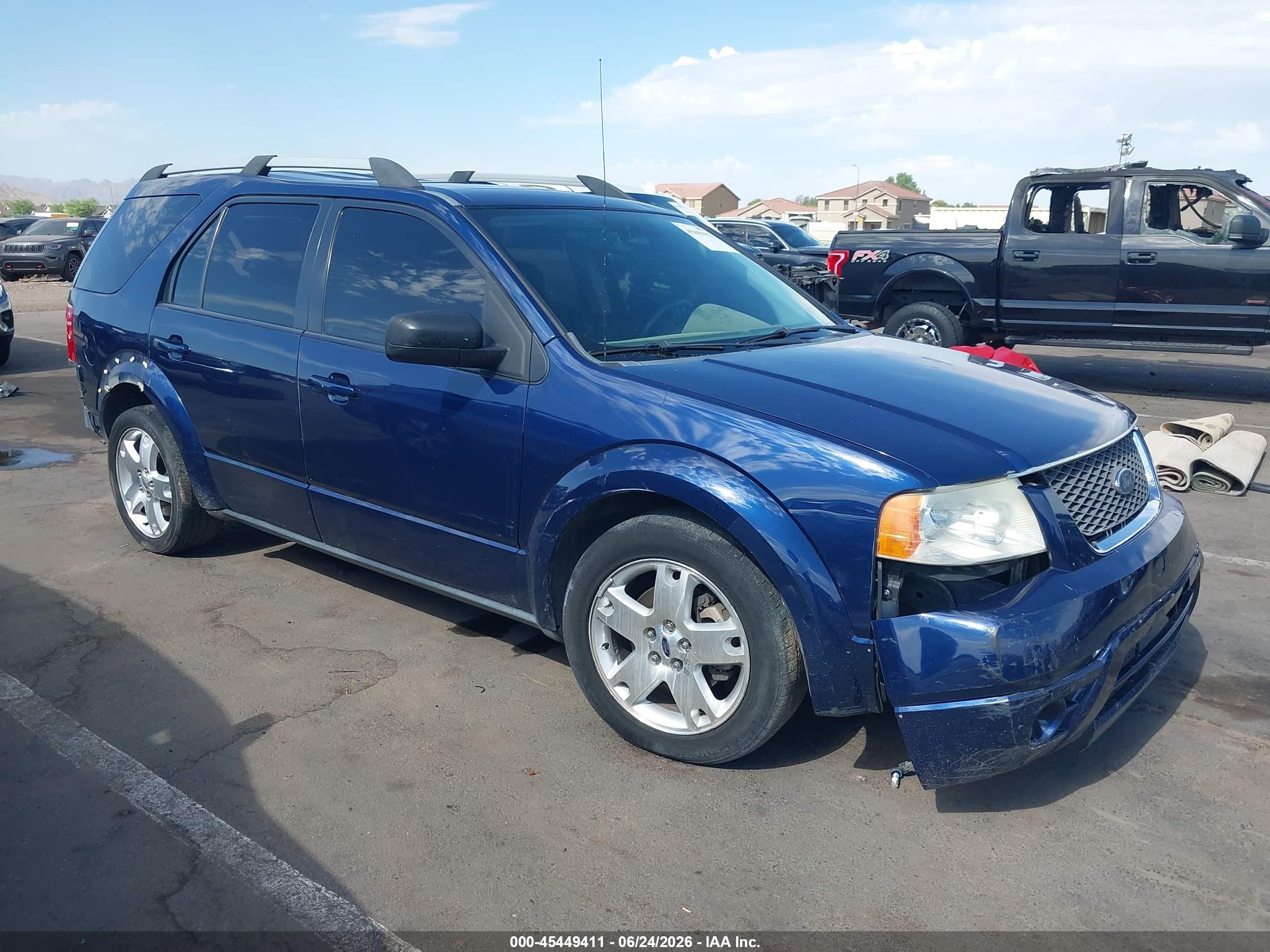 2005 Ford Freestyle Limited, VIN 1FMDK06145GA72695 — Rear end