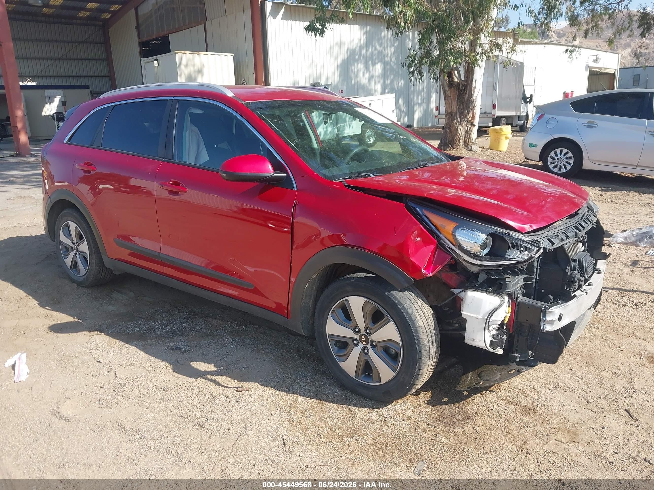 2019 Kia Niro LX, VIN KNDCB3LC6K5352603 — Front end