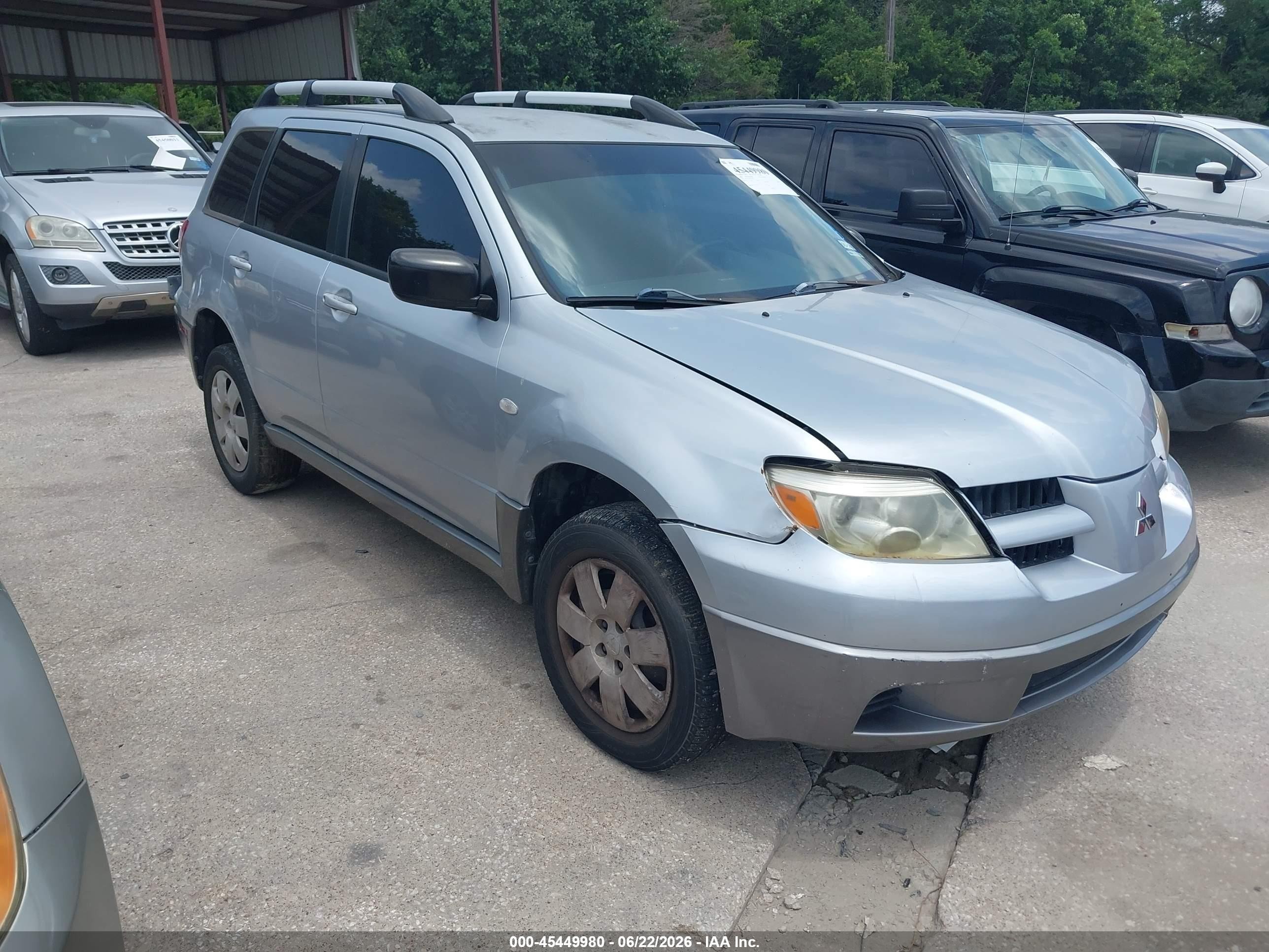 2006 Mitsubishi Outlander LS, VIN JA4LZ31F26U037652 — Normal wear