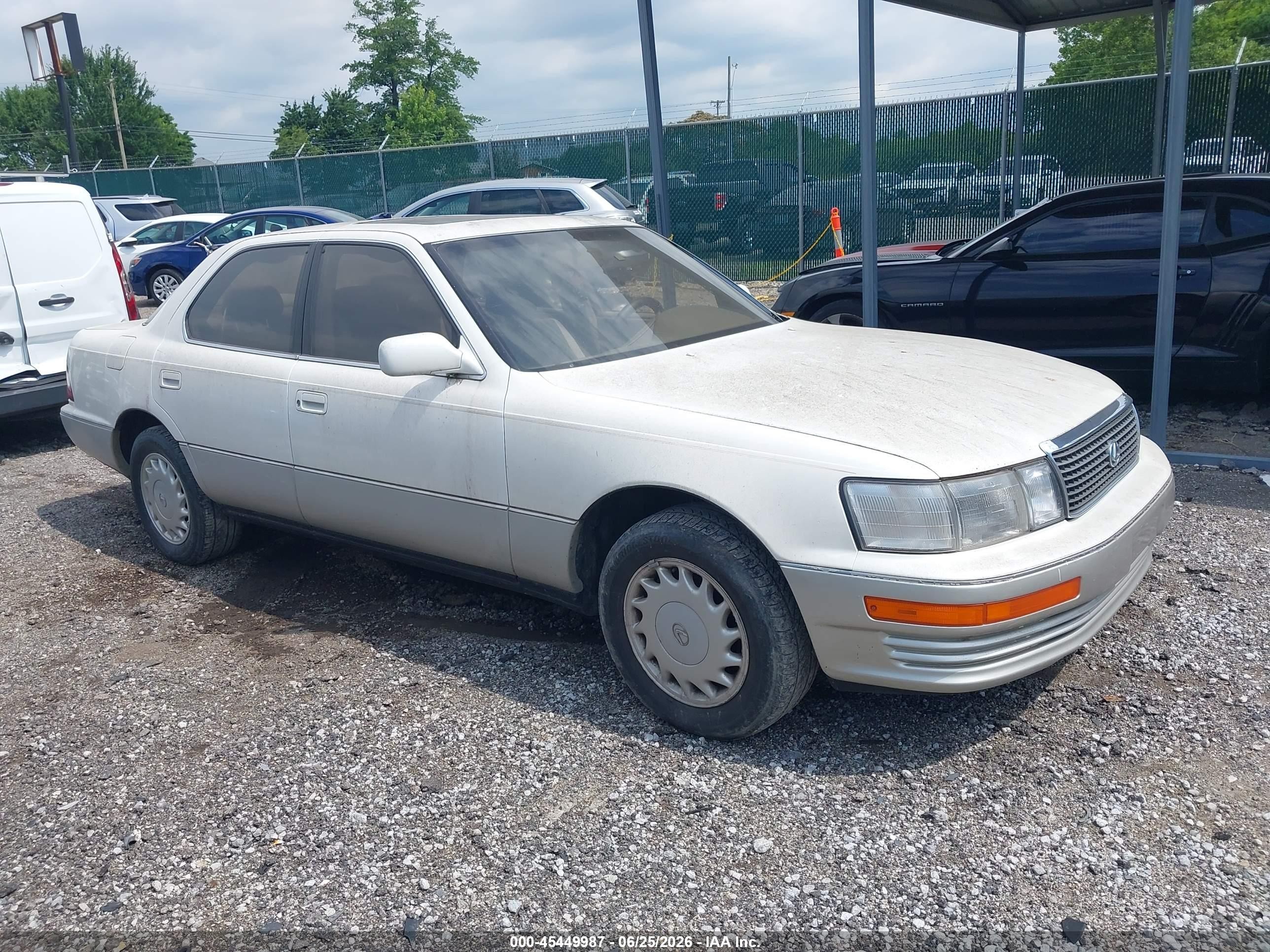 1991 Lexus LS 400, VIN JT8UF11E0M0079996 — Normal wear