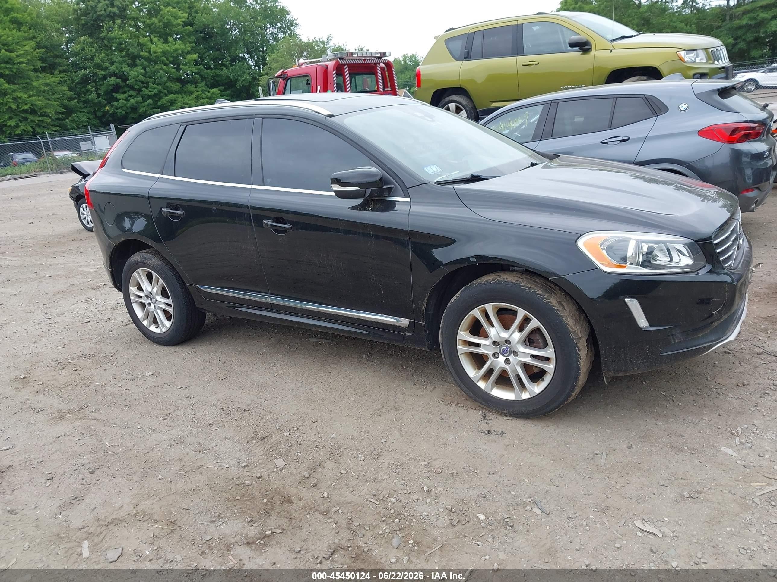 2015 Volvo XC60 T5, VIN YV4612RK7F2757267 — Normal wear