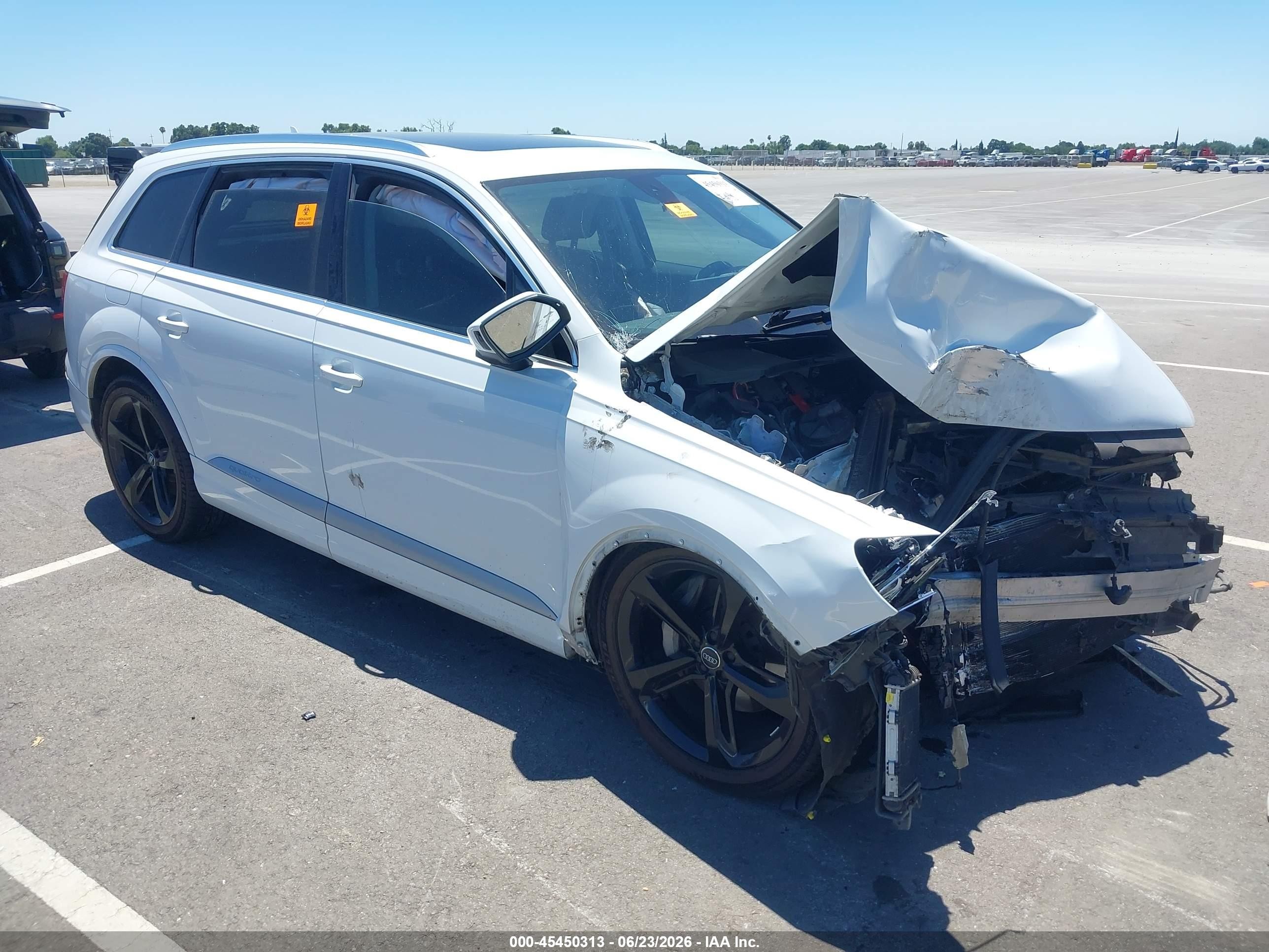 2019 Audi Q7 Prestige, VIN WA1VAAF75KD004080 — Biohazard / chemical