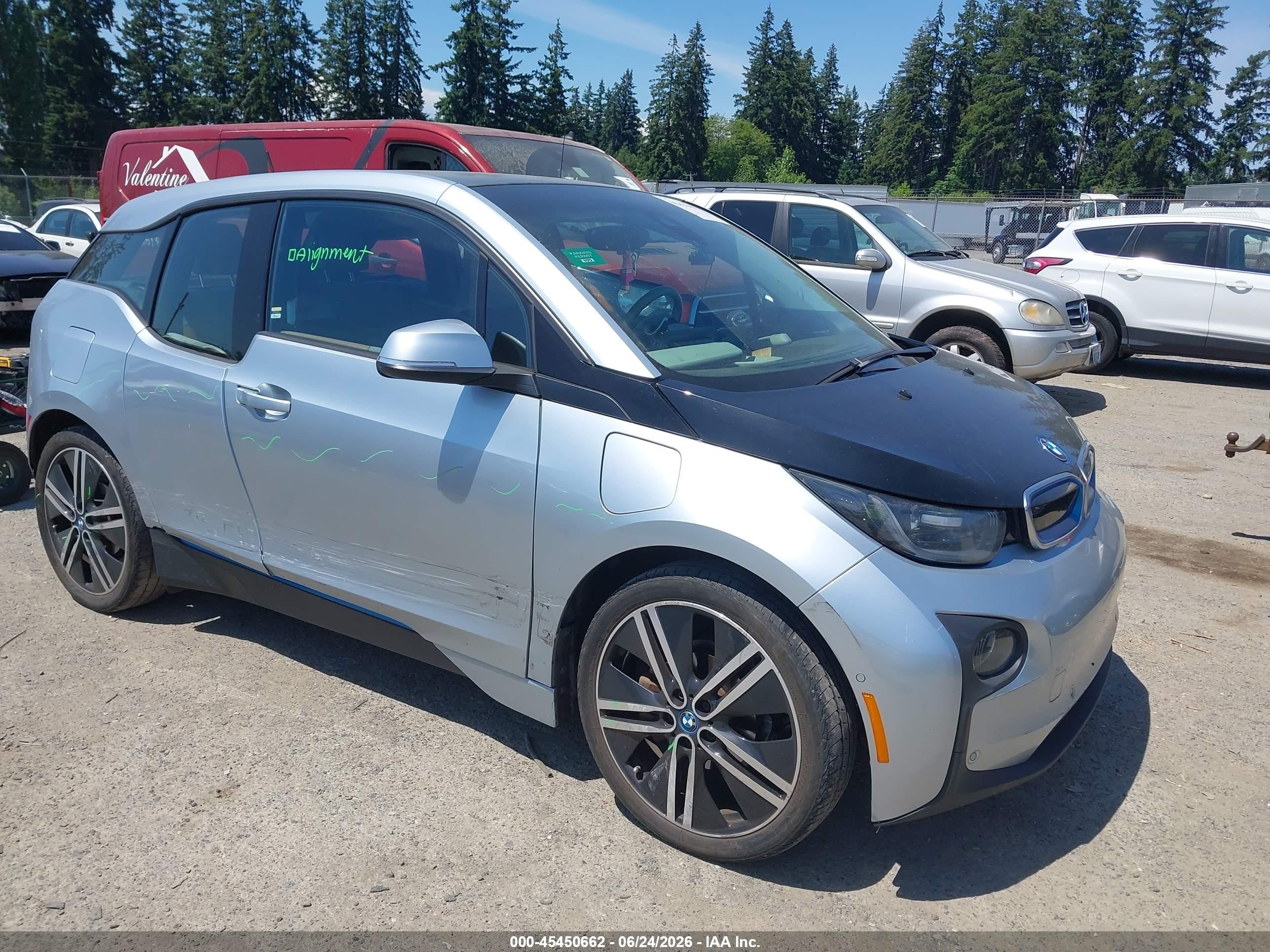 2014 BMW i3, VIN WBY1Z4C52EV275807 — Бок