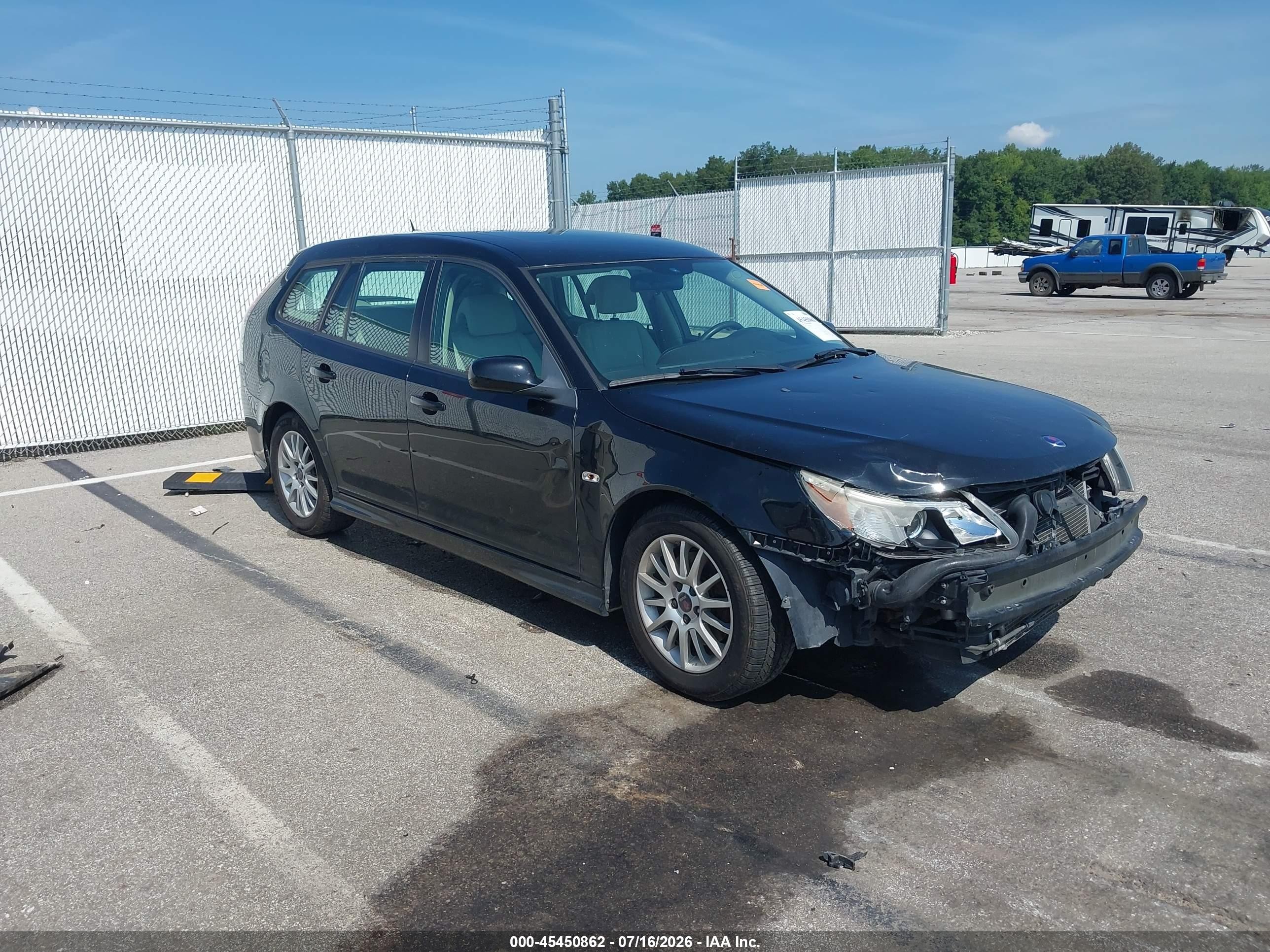 2008 Saab 9-3 SportCombi, VIN YS3FB59Y381153075 — Перед