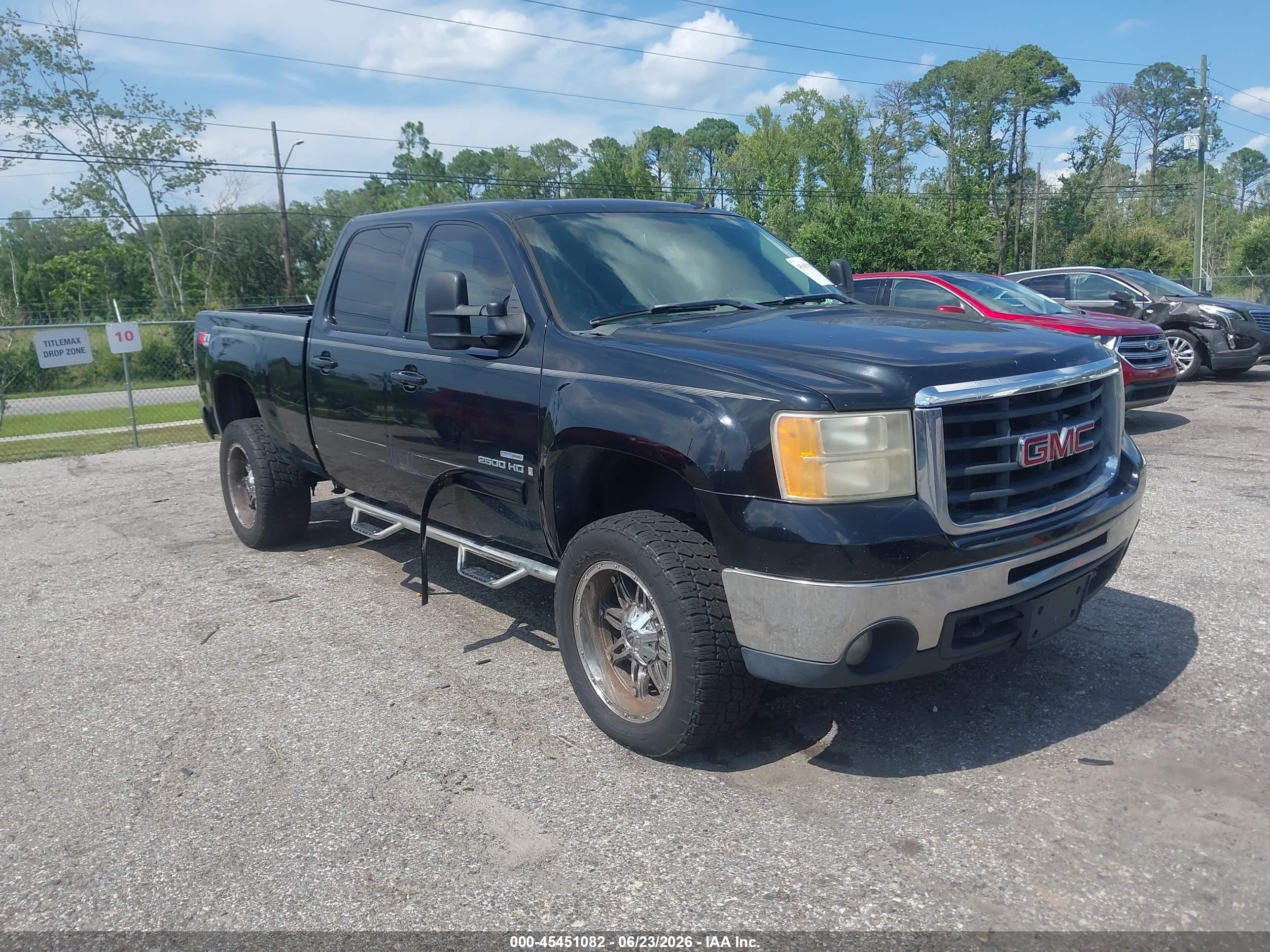 2009 GMC Sierra 2500HD SLT, VIN 1GTHK63639F135452 — Normal wear