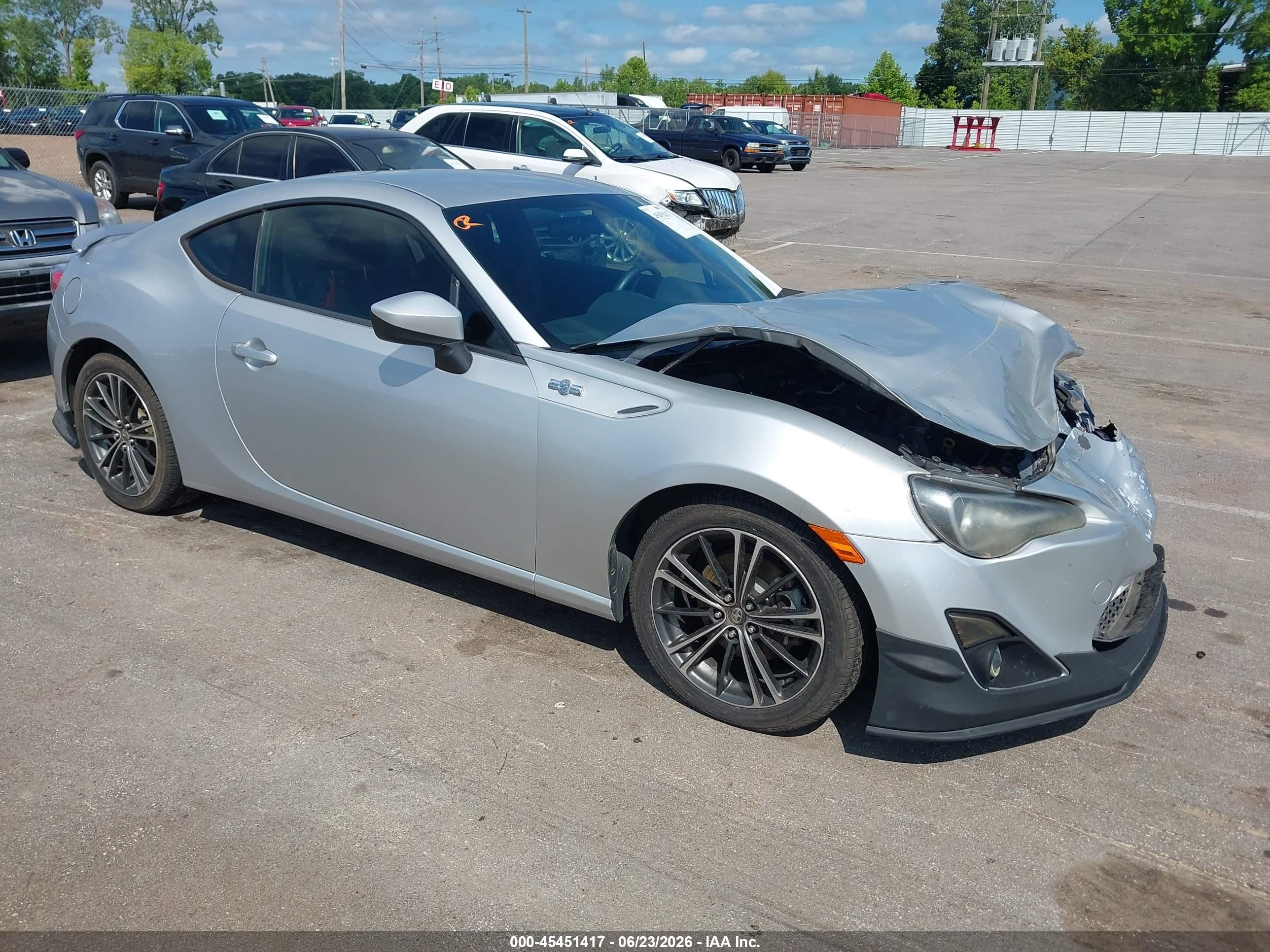 2013 Scion FR-S 10 Series, VIN JF1ZNAA19D1719338 — Front end