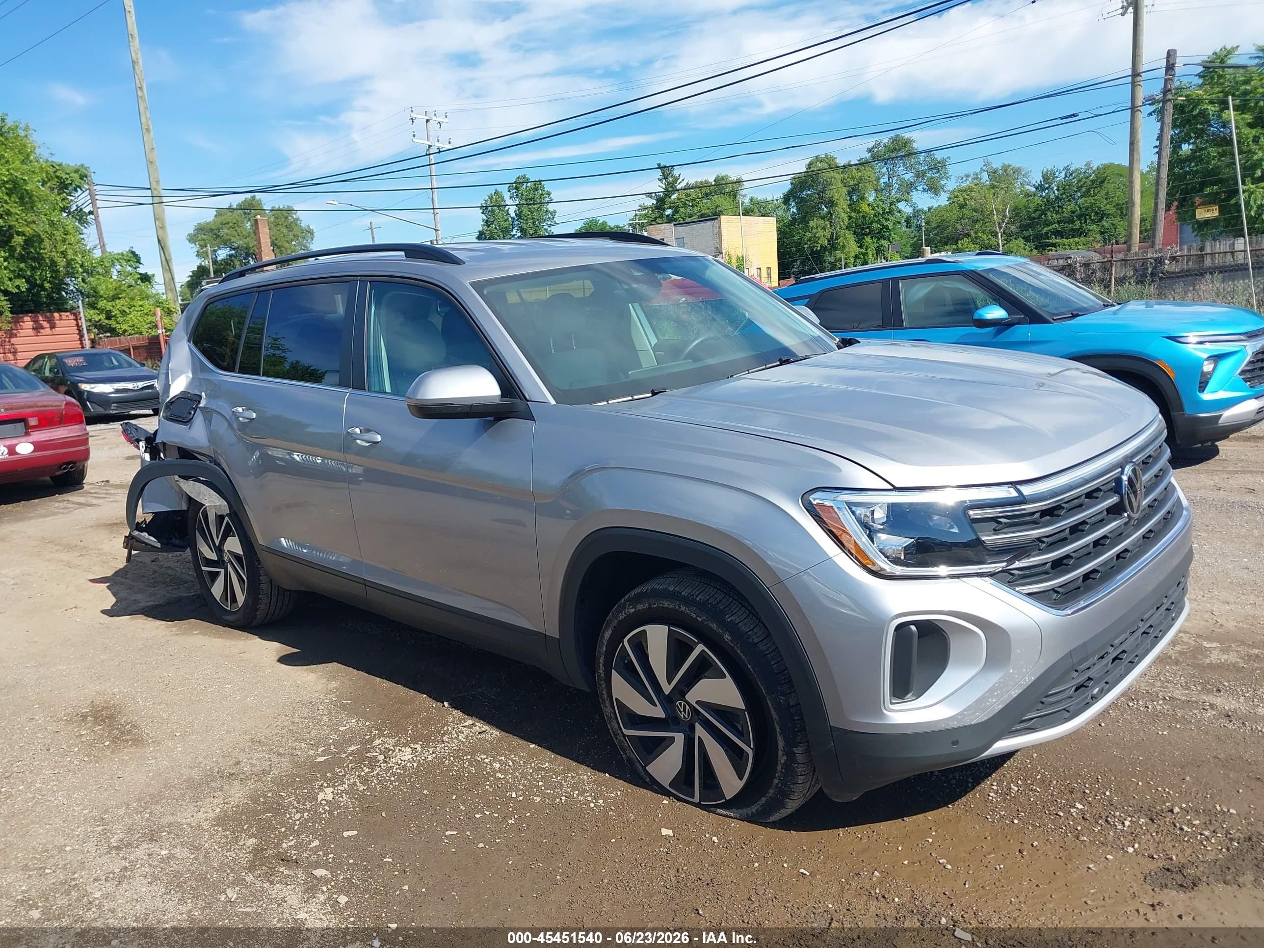 2025 Volkswagen Atlas SE, VIN 1V2HR2CA9SC528127 — Rear end