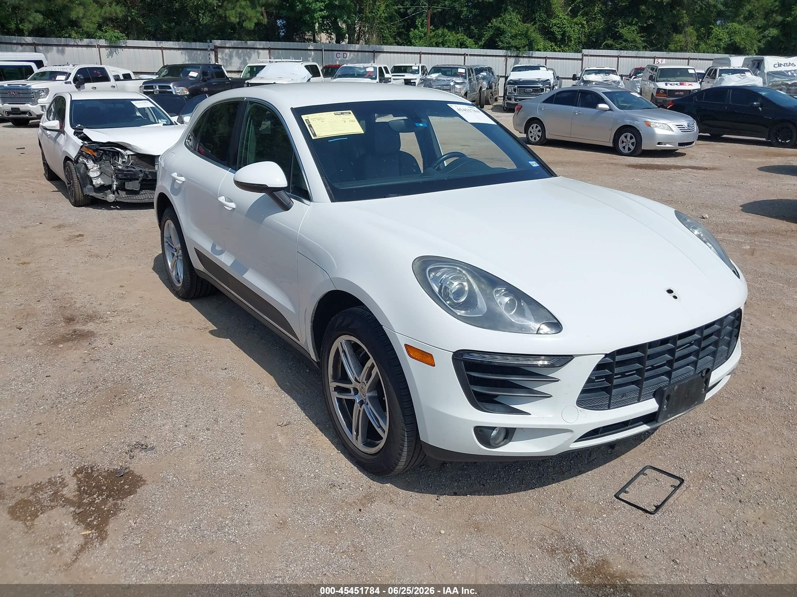 2015 Porsche Macan S, VIN WP1AB2A53FLB51649 — Side