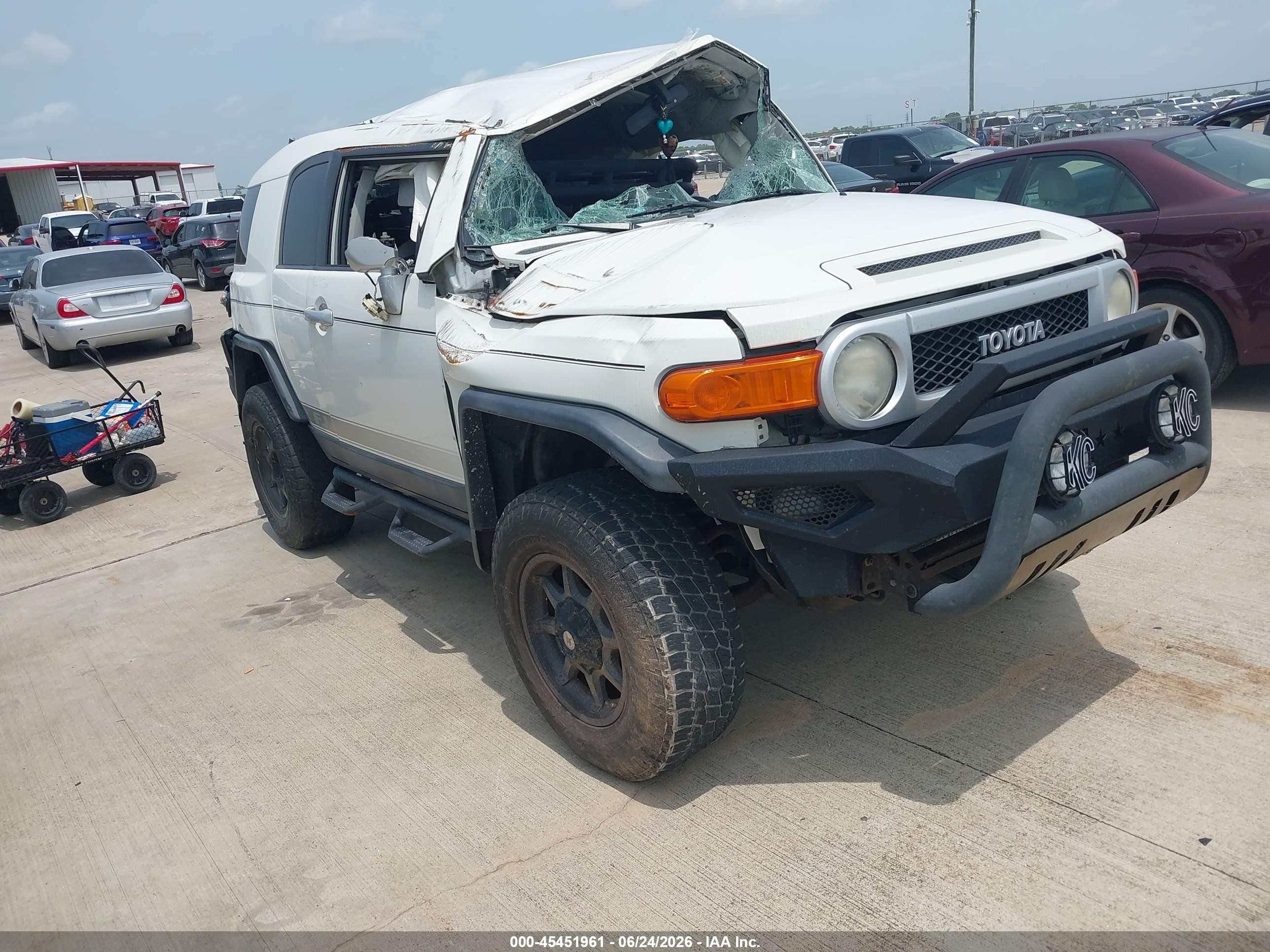 2012 Toyota FJ Cruiser, VIN JTEBU4BF6CK146123 — Rollover