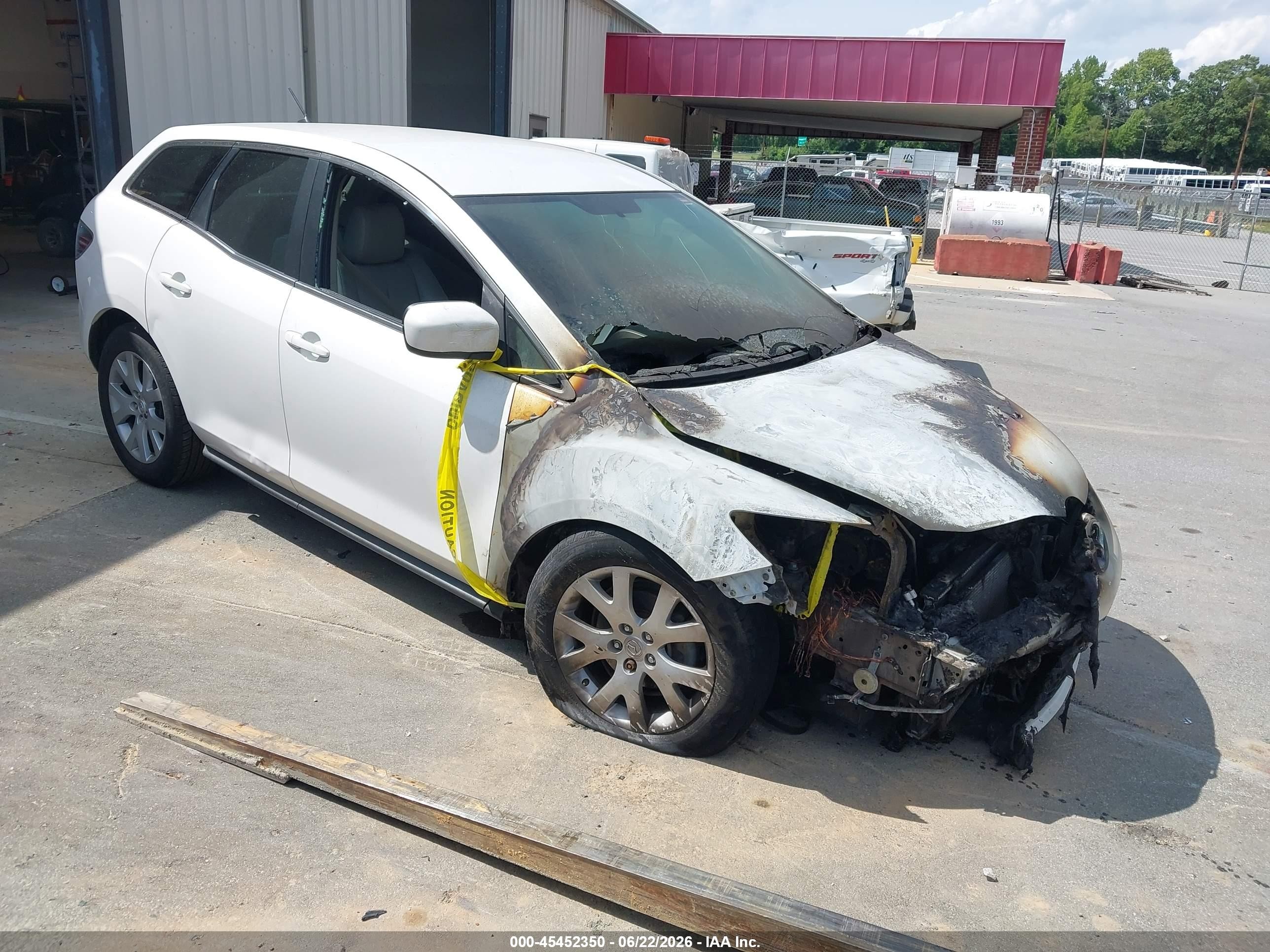 2007 Mazda CX-7 Sport, VIN JM3ER293170136479 — Engine fire