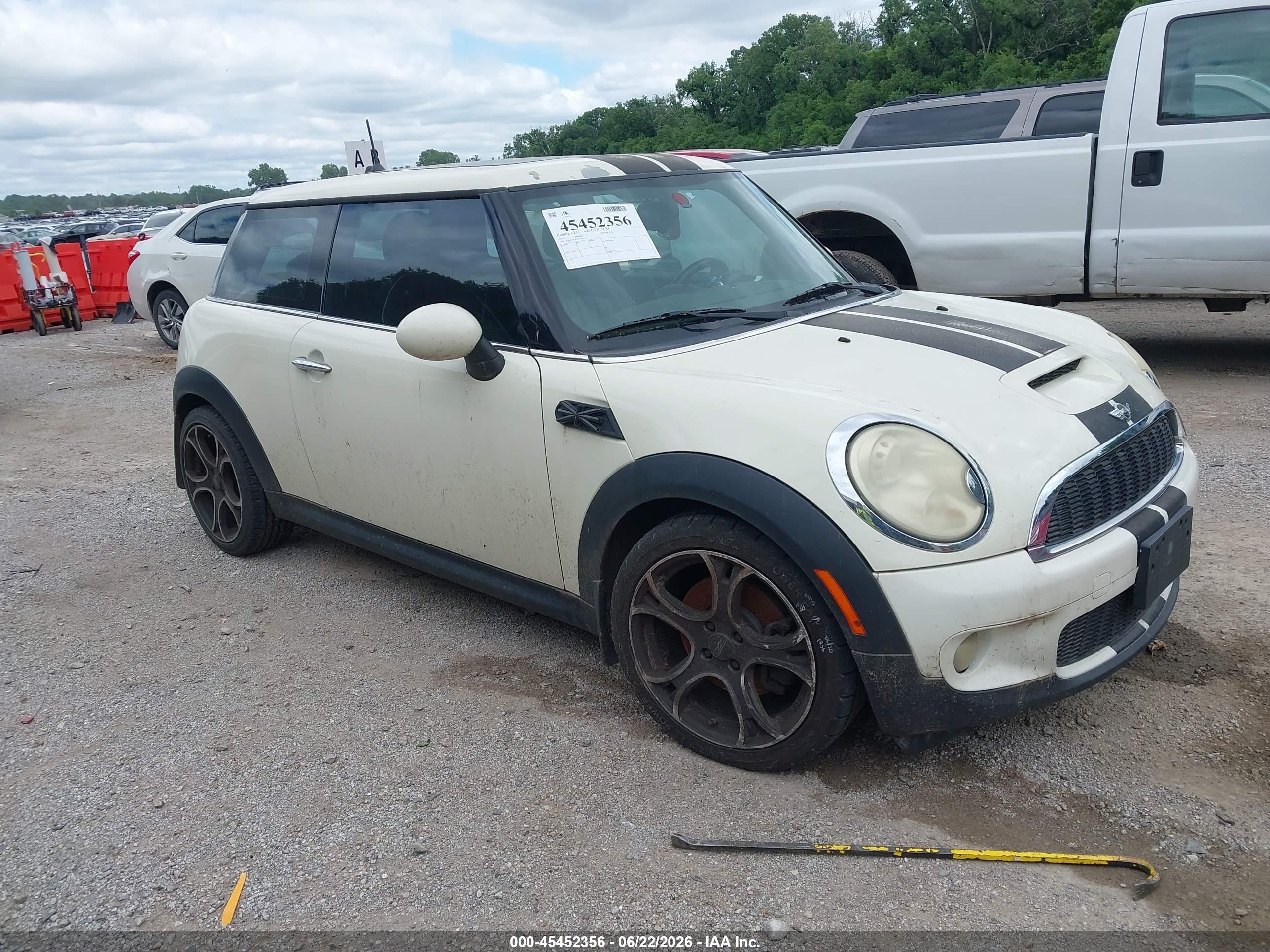 2009 MINI Hardtop S, VIN WMWMF73569TW81600 — Обычный износ