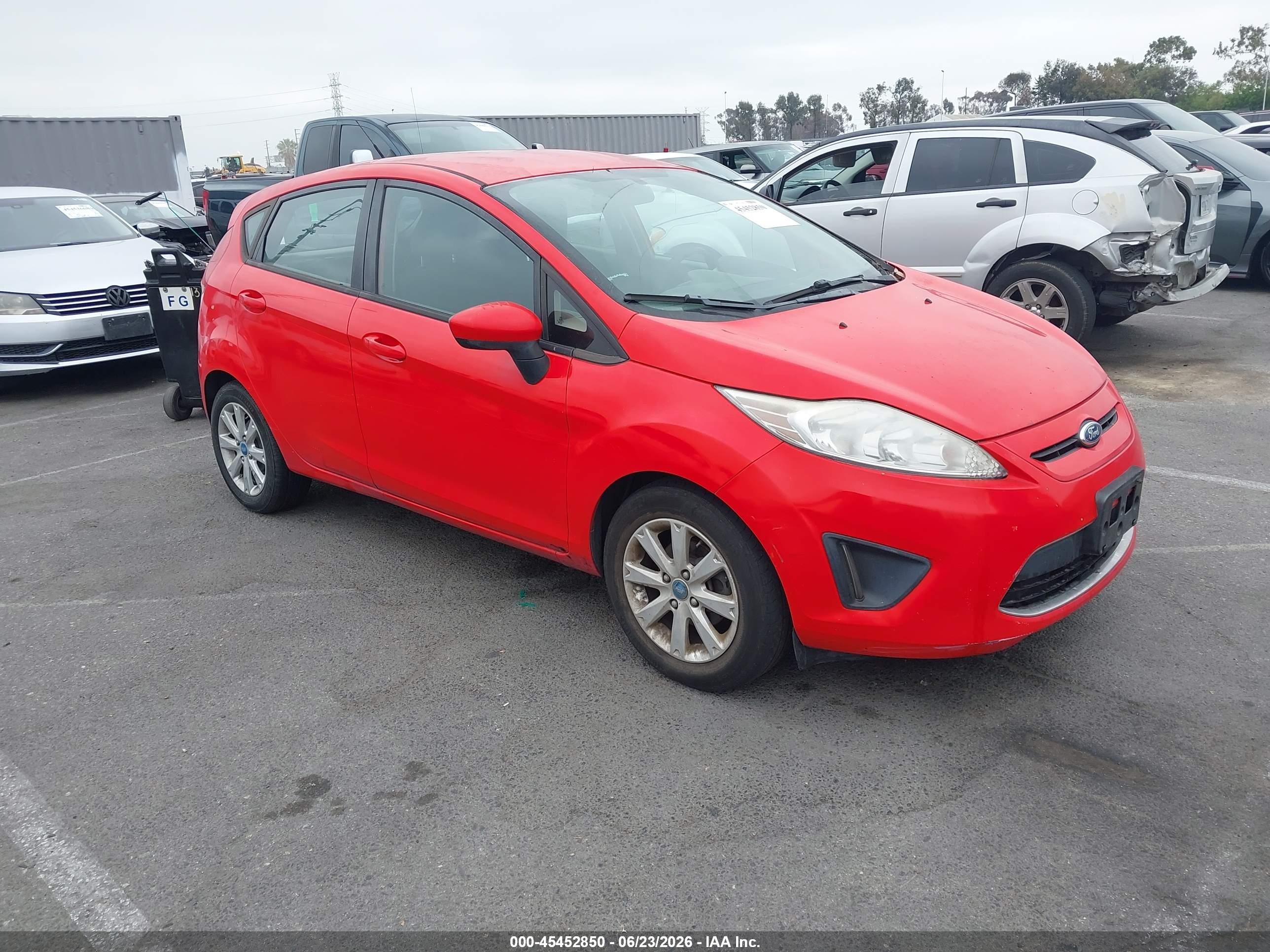 2012 Ford Fiesta SE, VIN 3FADP4EJ1CM115428 — Normal wear