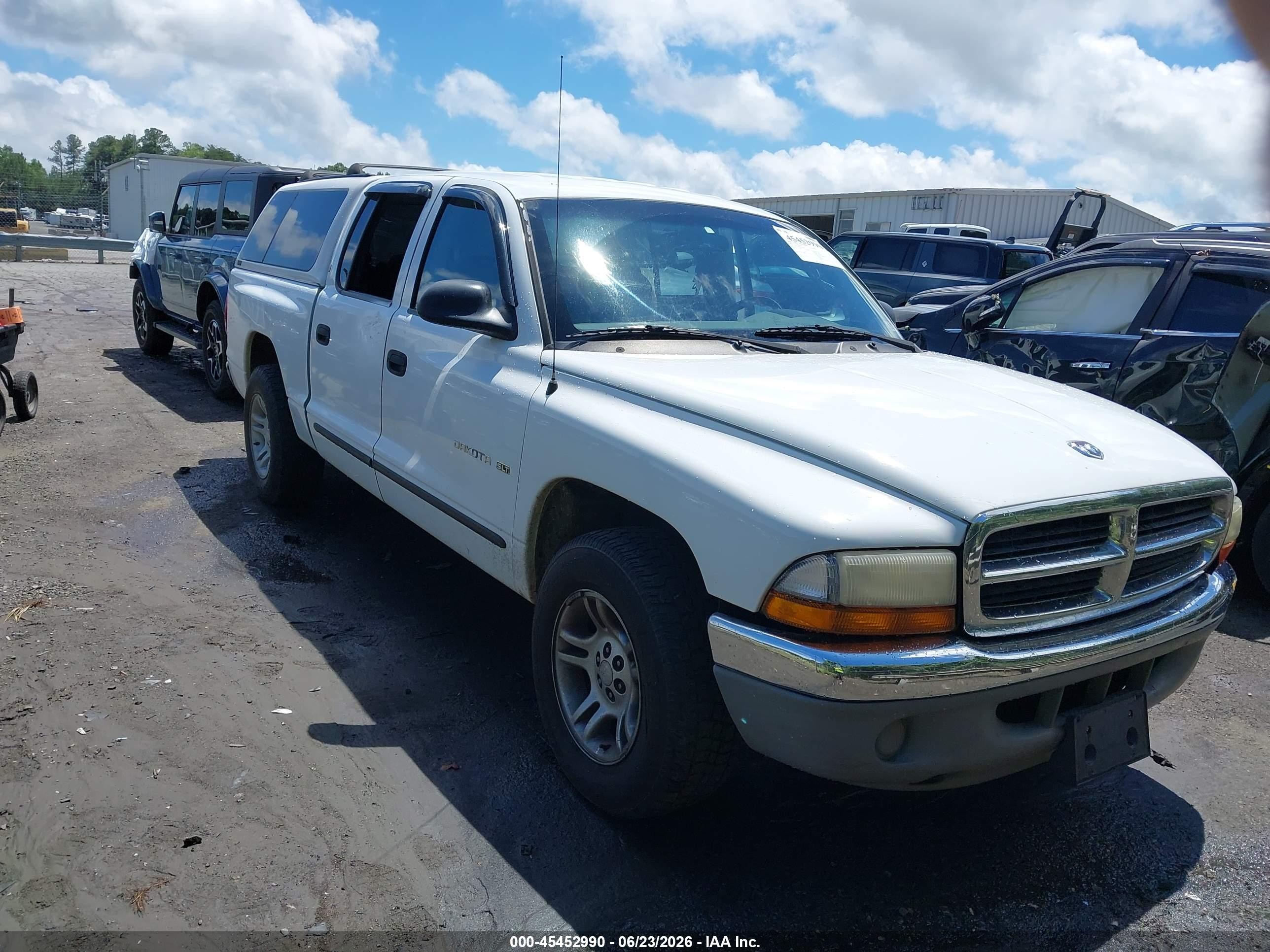 2001 Dodge Dakota Sport, VIN 1B7GL2AX81S209361 — Бок