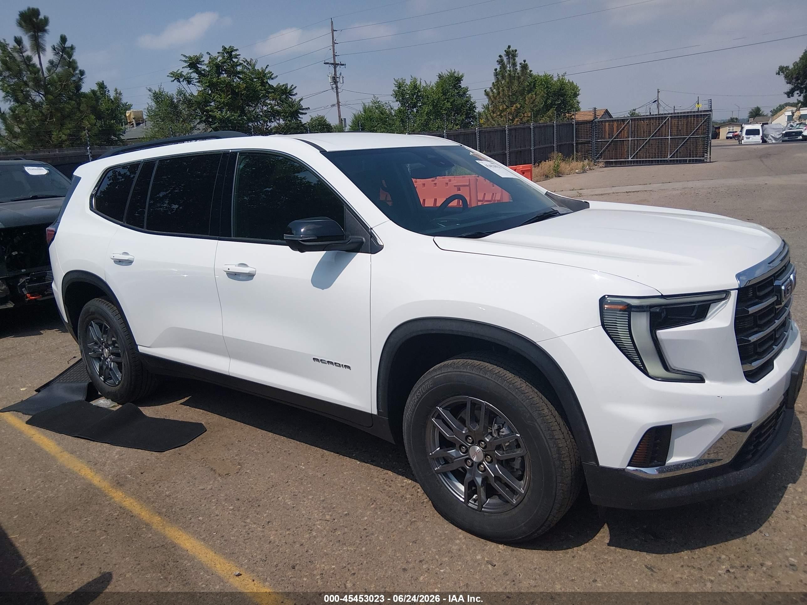2025 GMC Acadia AWD Elevation, VIN 1GKENNRS4SJ216363 — Normal wear