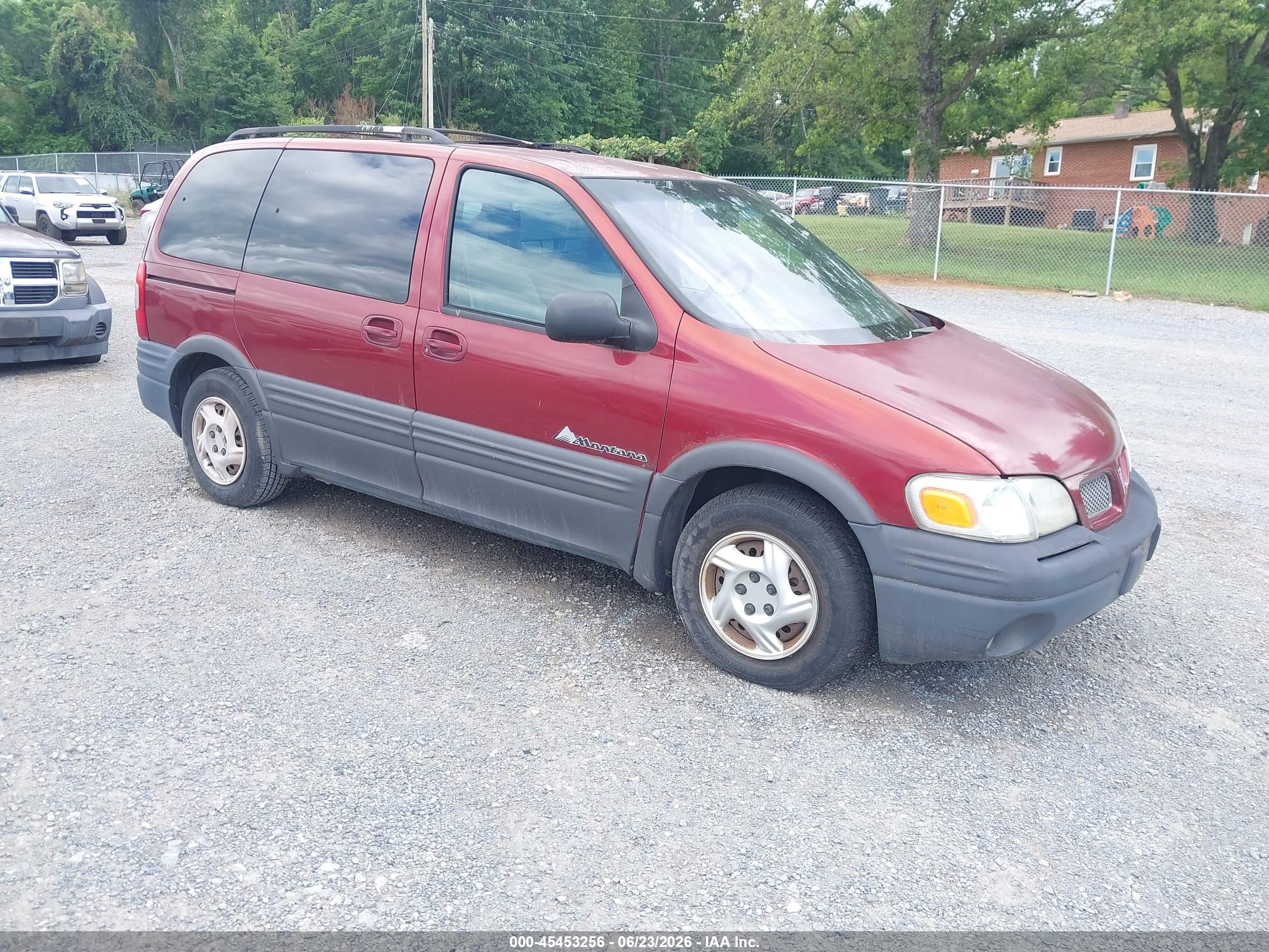 2000 Pontiac Montana 6-Passenger Seating, VIN 1GMDU23E6YD287515 — Normal wear