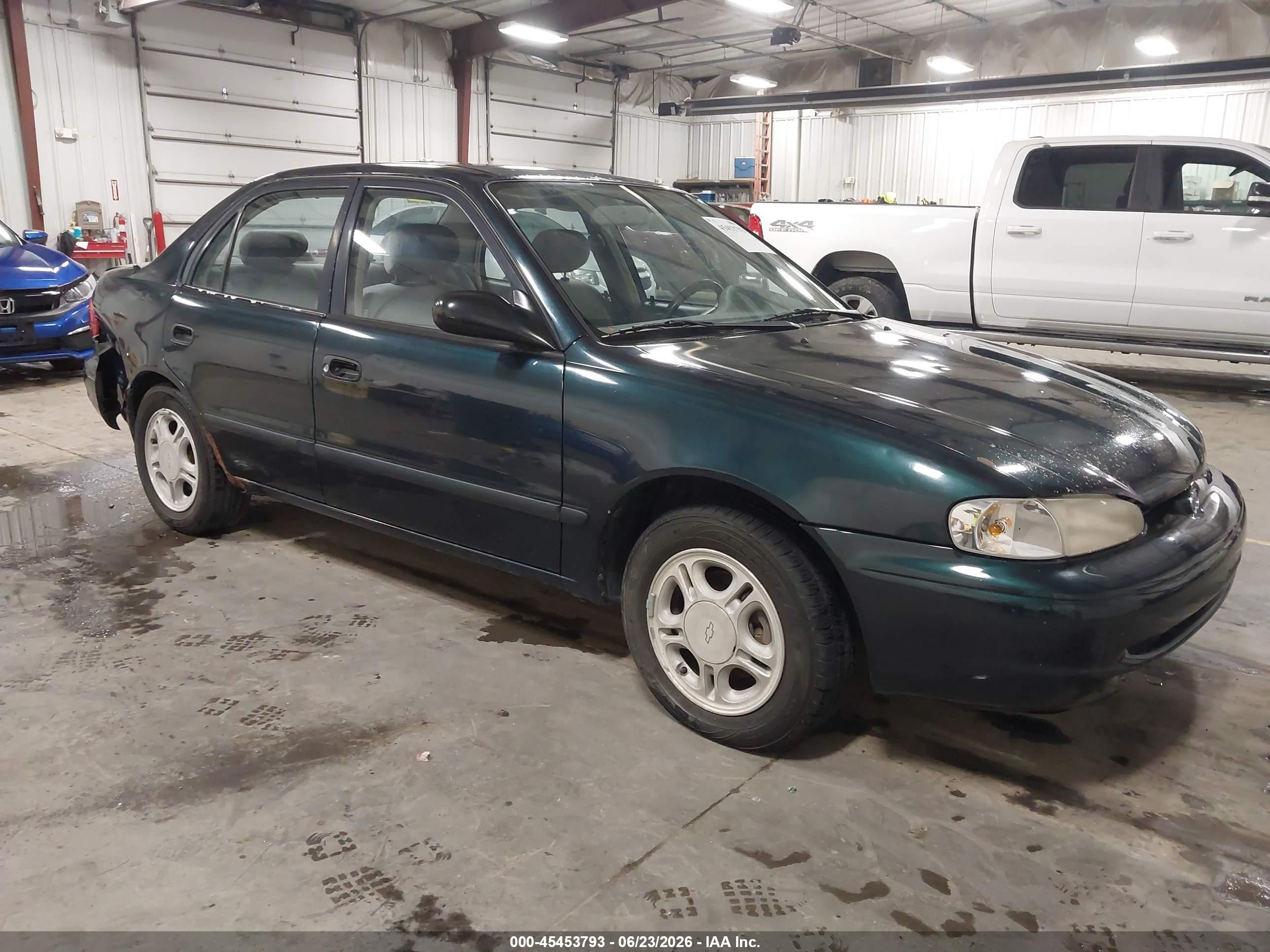 1998 Chevrolet Prizm Lsi, VIN 1Y1SK5484WZ433921 — Rear end