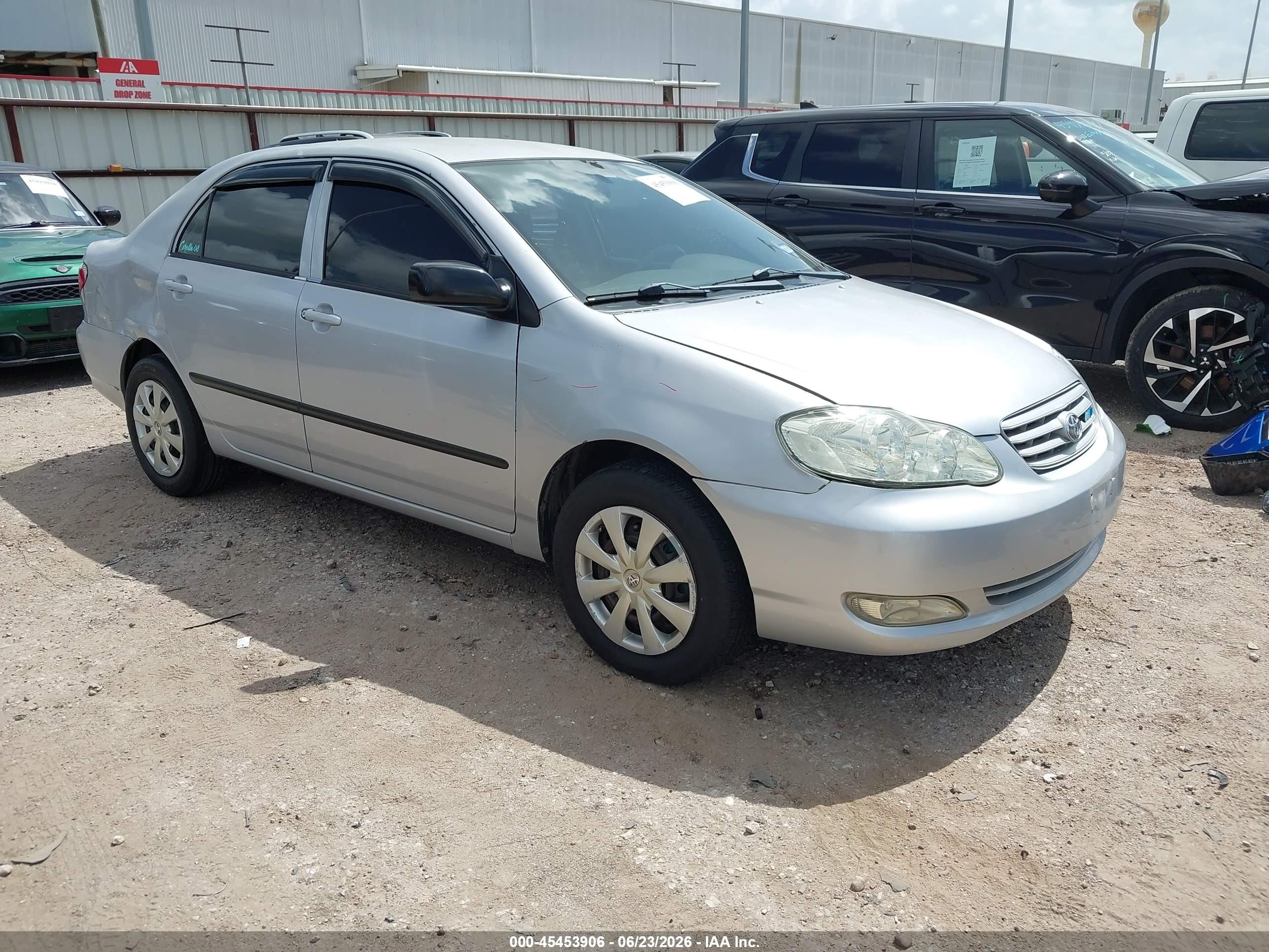 2008 Toyota Corolla CE, VIN 1NXBR32E88Z012423 — Side