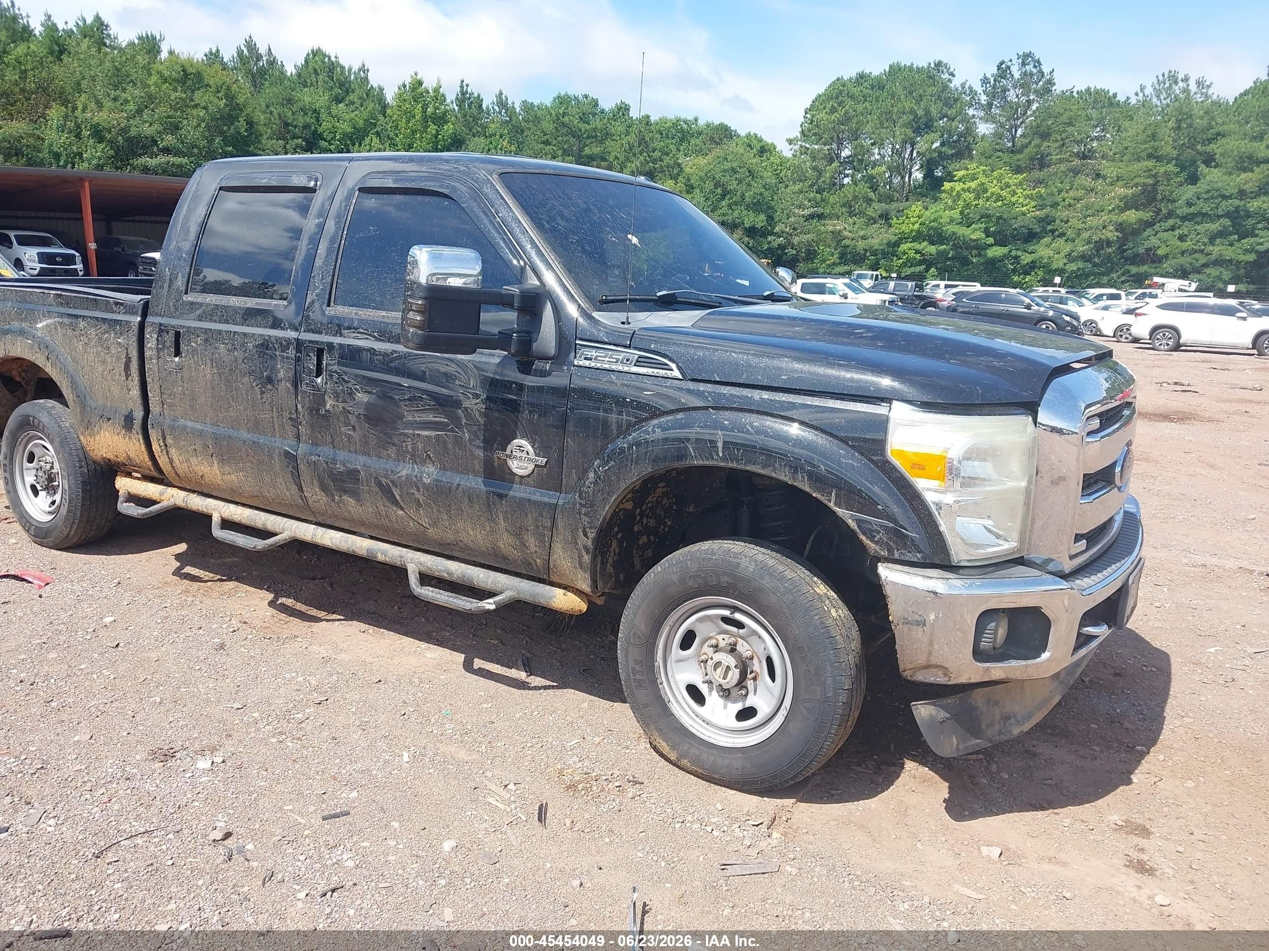 2013 Ford F-250 XLT, VIN 1FT7W2BT8DEB27524 — Side