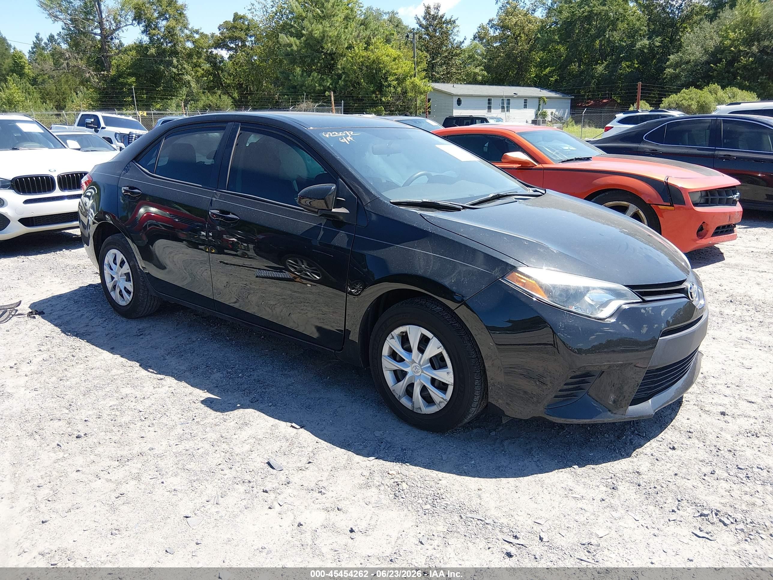 2016 Toyota Corolla S Plus, VIN 2T1BURHE2GC623072 — Side