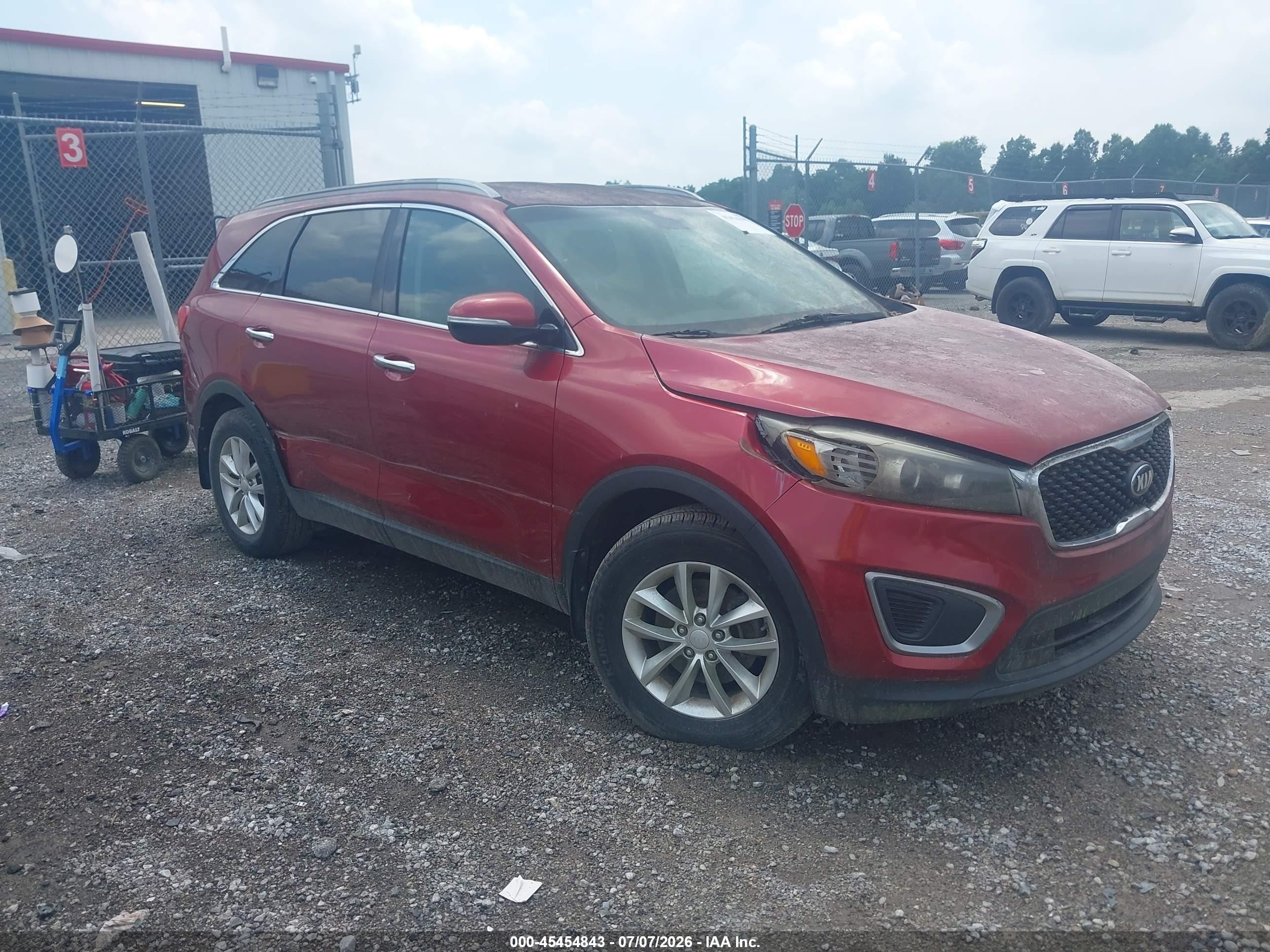 2016 Kia Sorento LX, VIN 5XYPG4A5XGG078883 — Normal wear