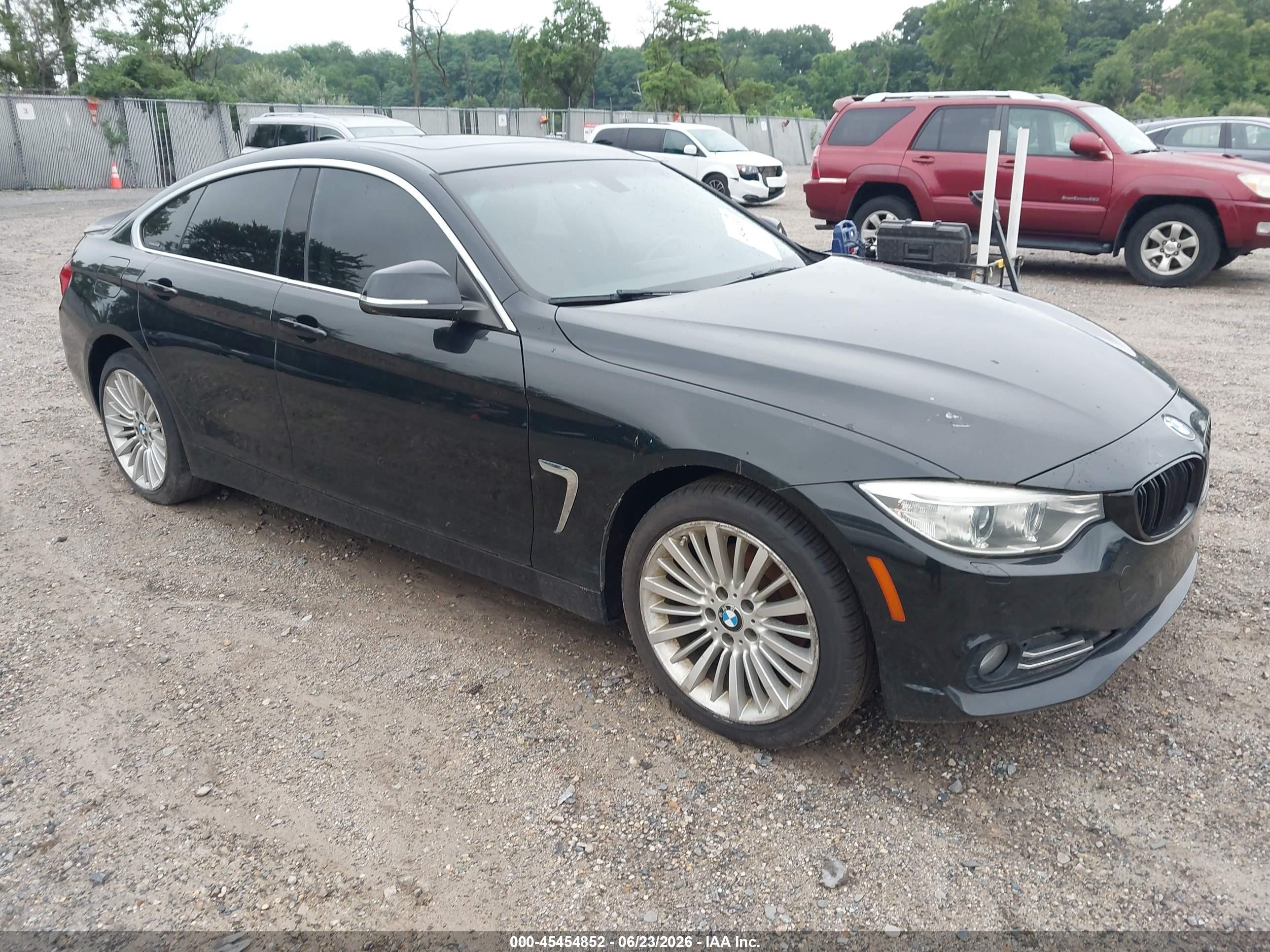 2015 BMW 4 Series 428i xDrive, VIN WBA4C9C51FD331883 — Normal wear