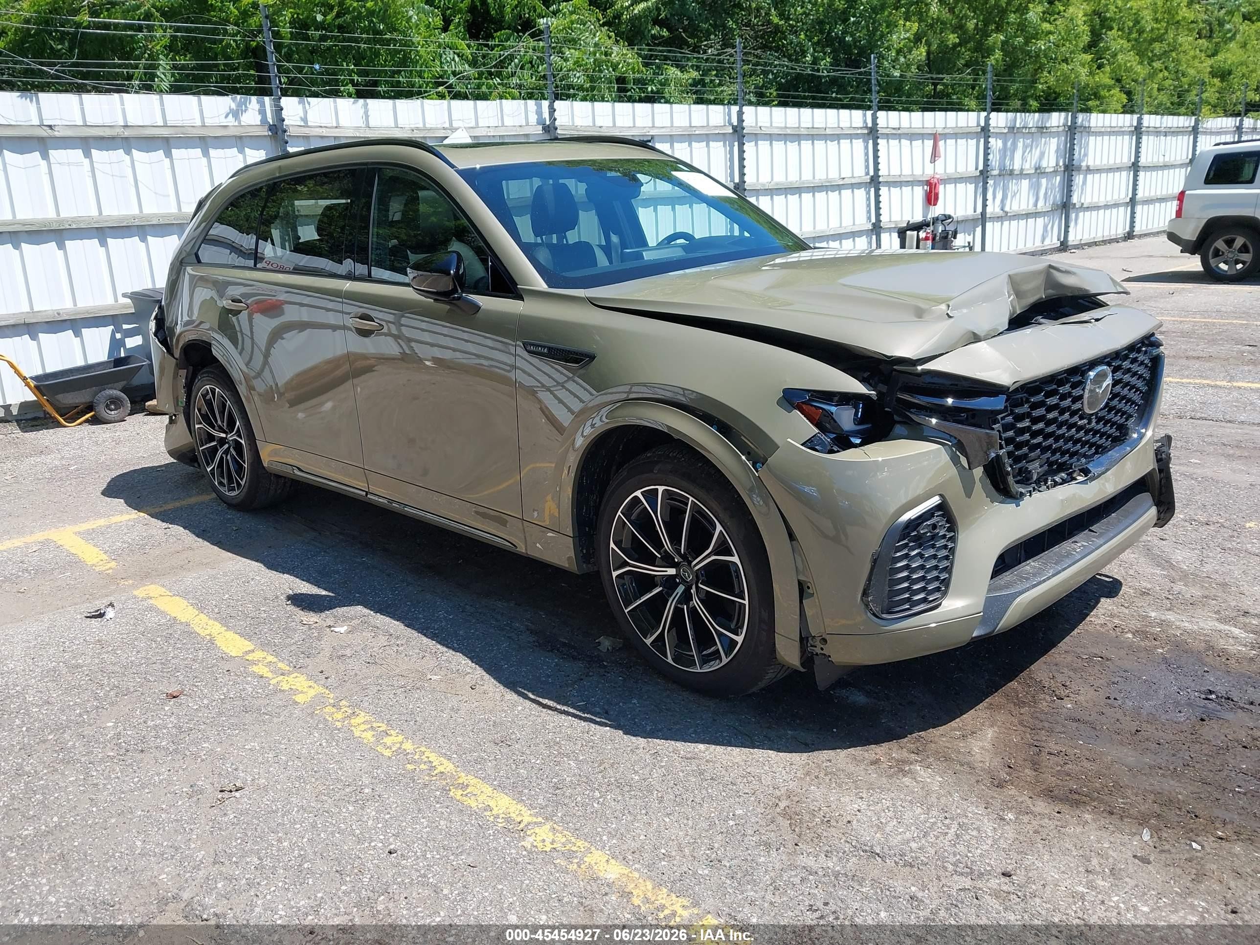 2025 Mazda CX-70 S Premium, VIN JM3KJDHC7S1104839 — Rear end