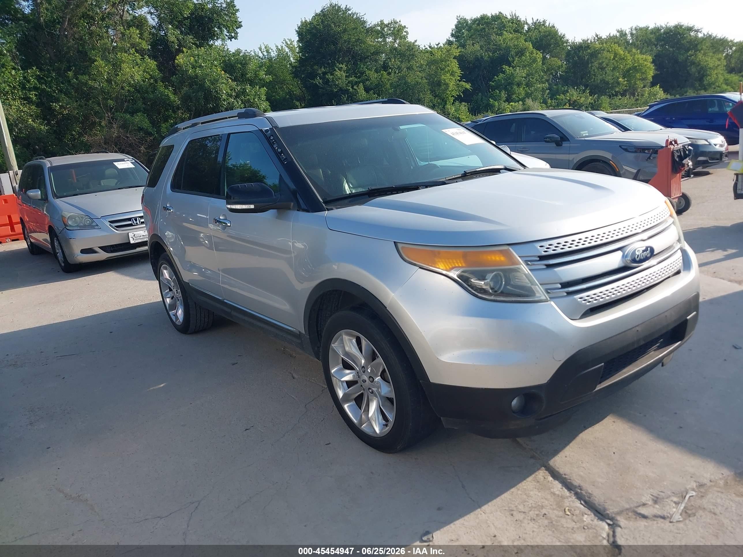 2014 Ford Explorer XLT, VIN 1FM5K7D8XEGA02910 — Repossession