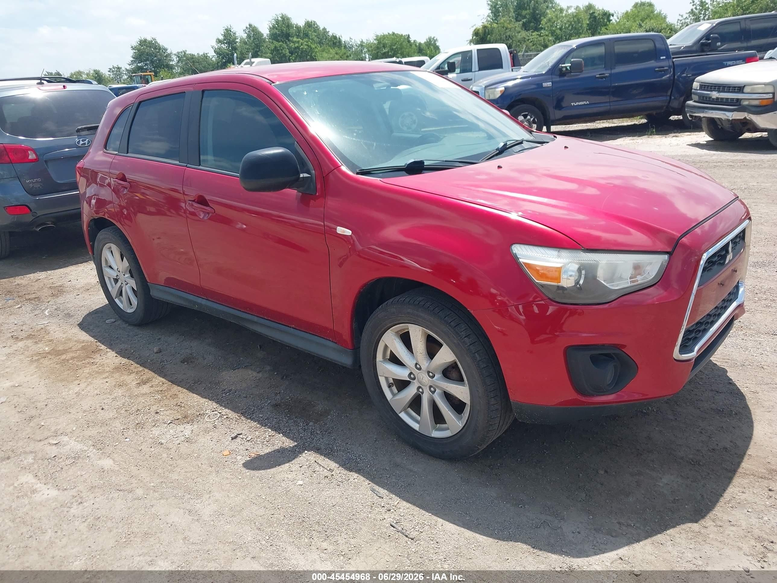 2013 Mitsubishi Outlander ES, VIN 4A4AR3AUXDE014907 — Normal wear