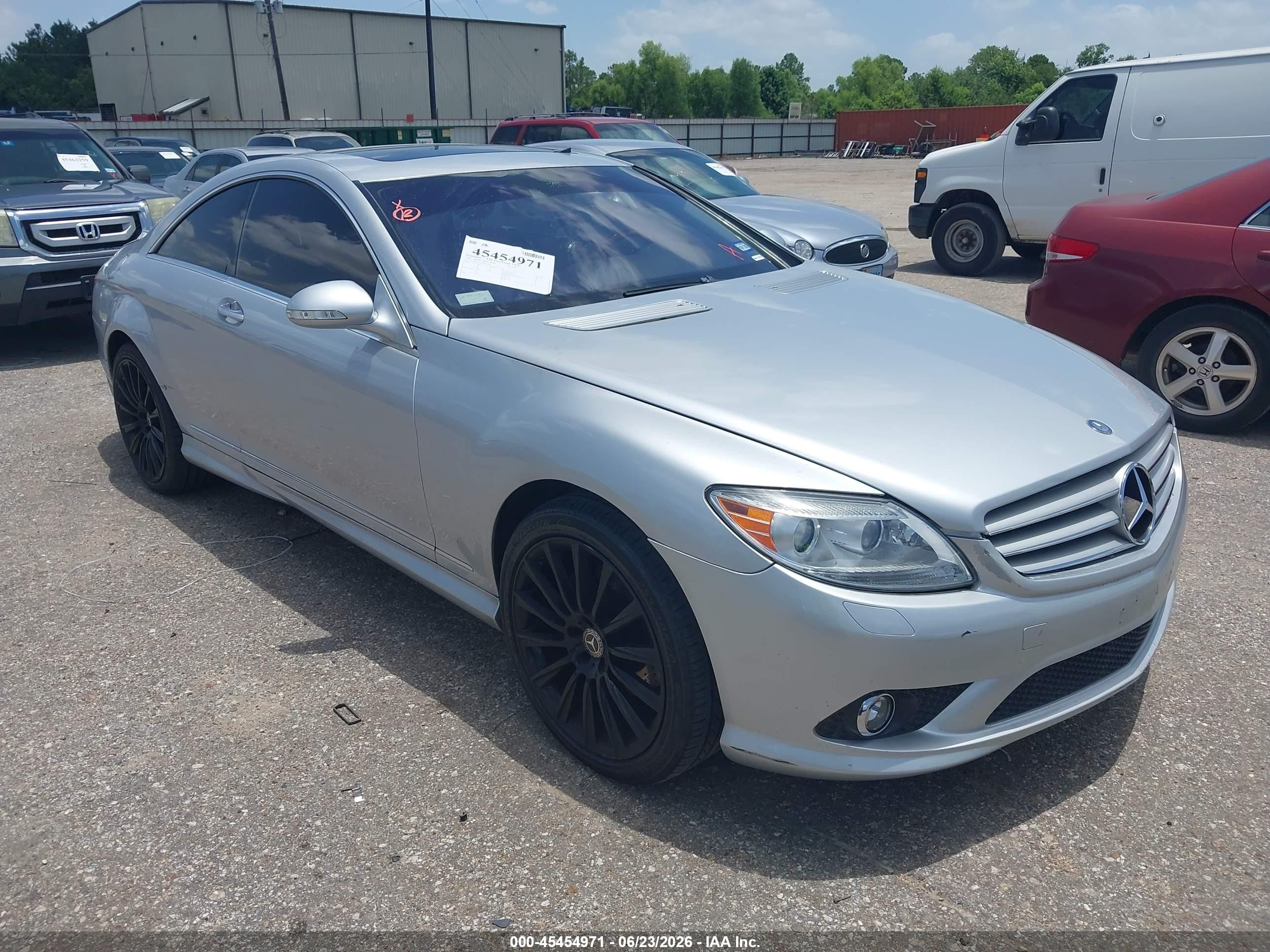 2008 Mercedes-Benz CL 550, VIN WDDEJ71X28A017563 — Normal wear