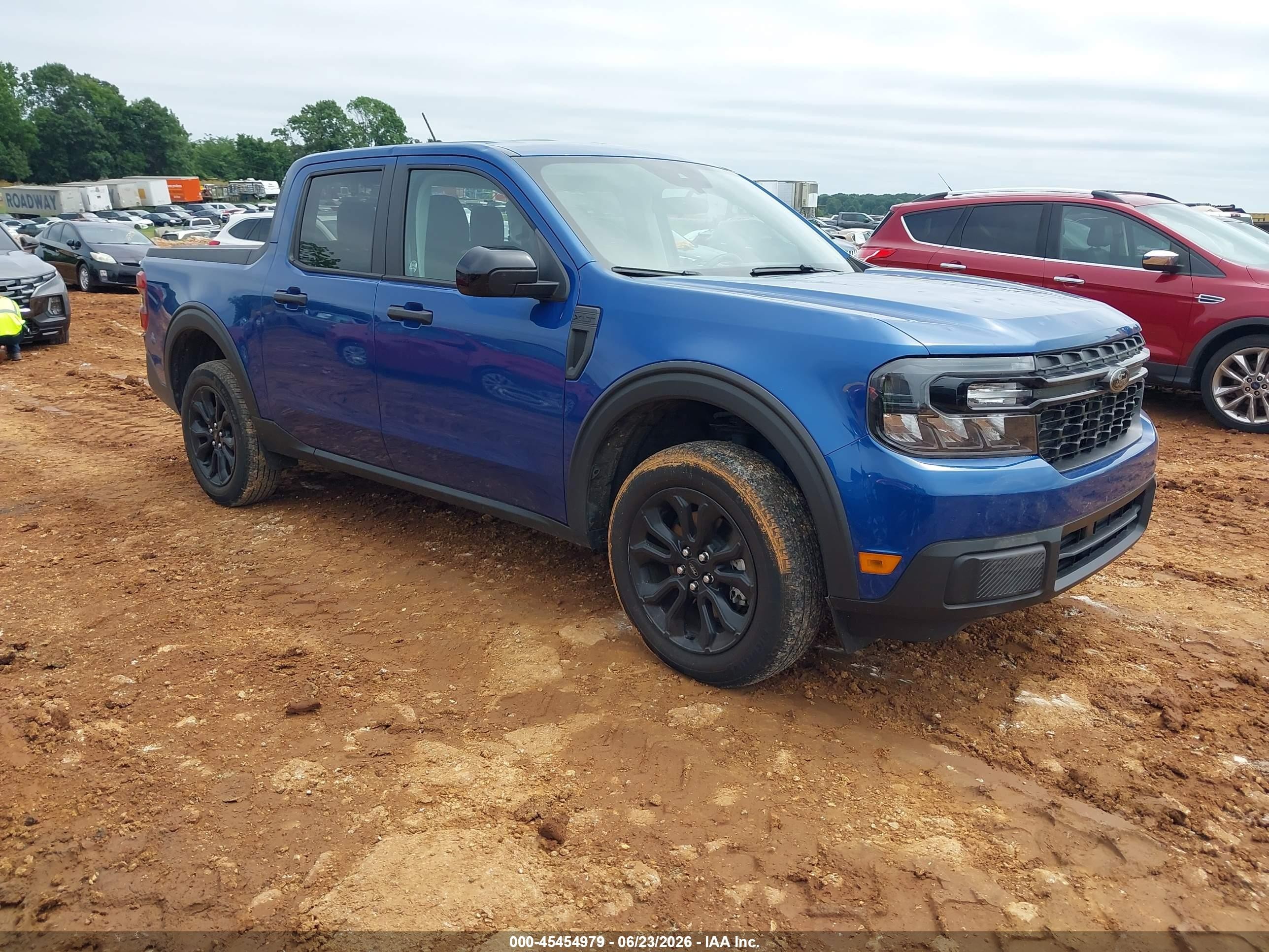 2024 Ford Maverick XLT, VIN 3FTTW8H32RRA42160 — Hail