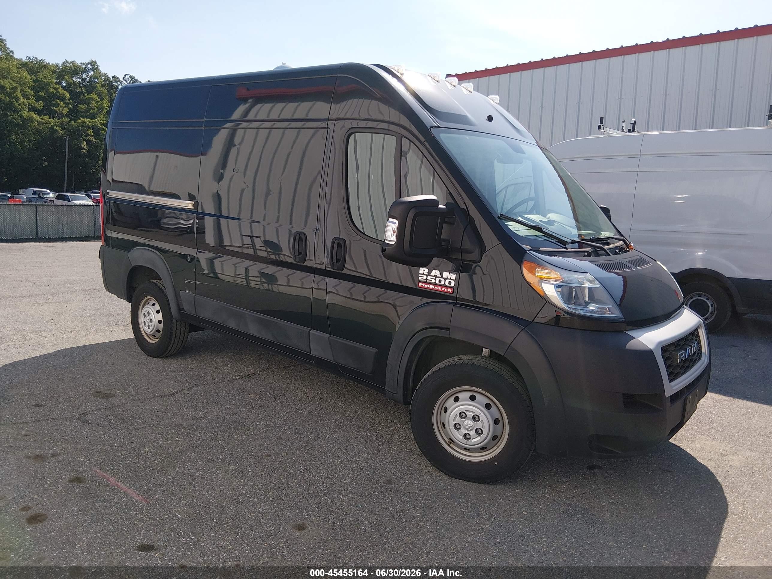 2019 Ram ProMaster Cargo, VIN 3C6TRVCG0KE502582 — Normal wear